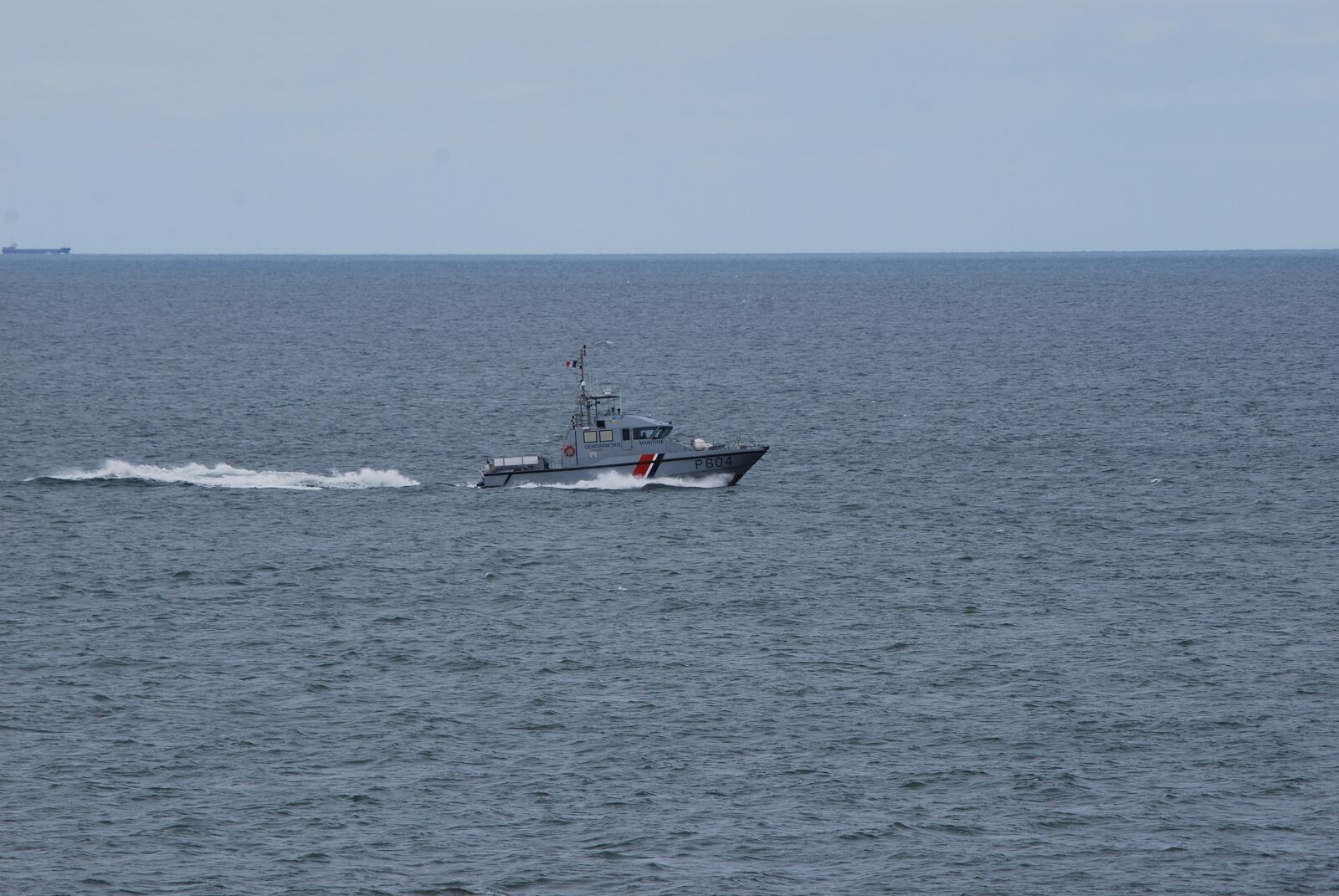 Nikon D60 sample photo. Boat, sea, customs photography