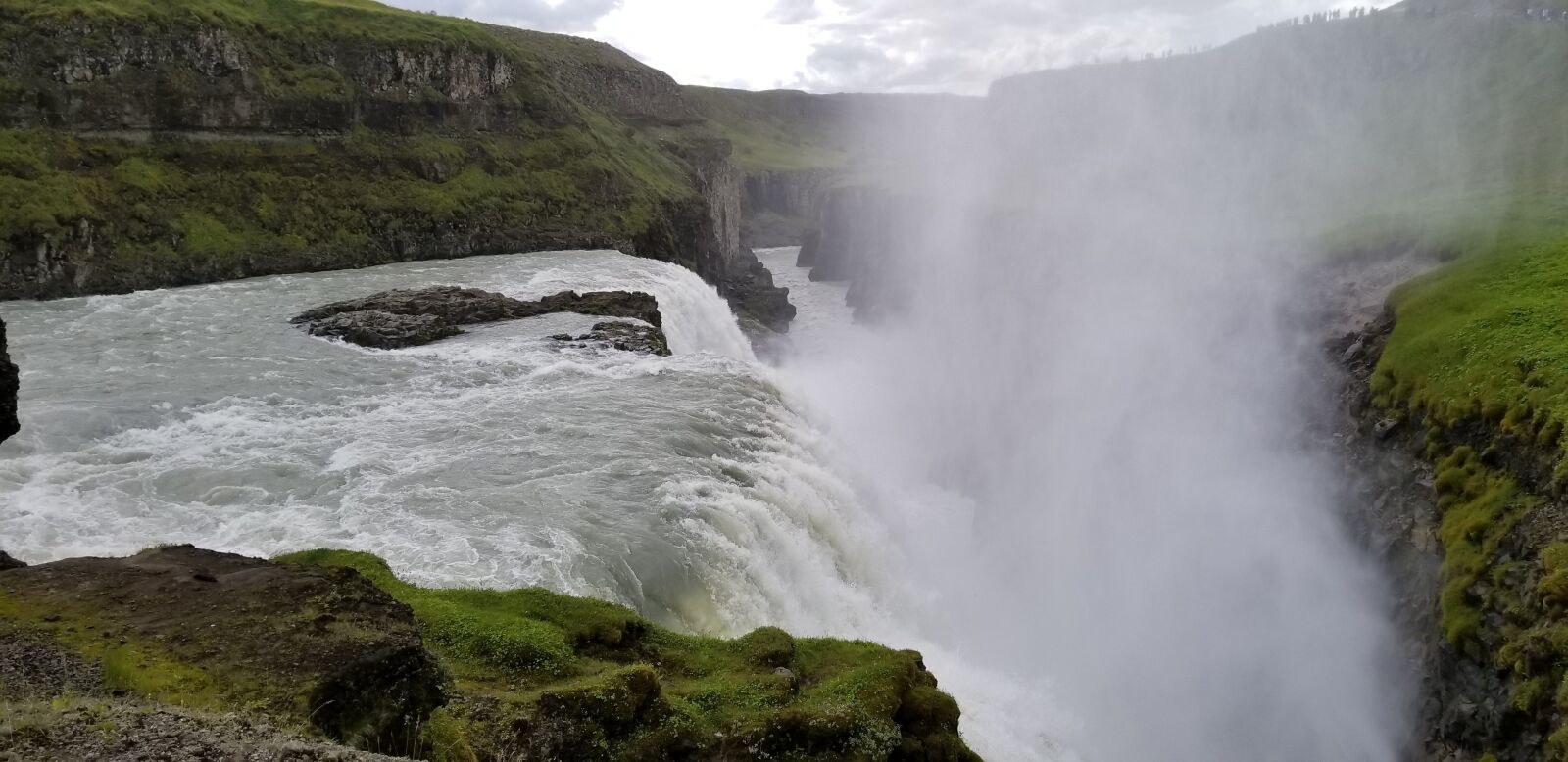 Samsung Galaxy S8 sample photo. Iceland, waterfall, landscape photography