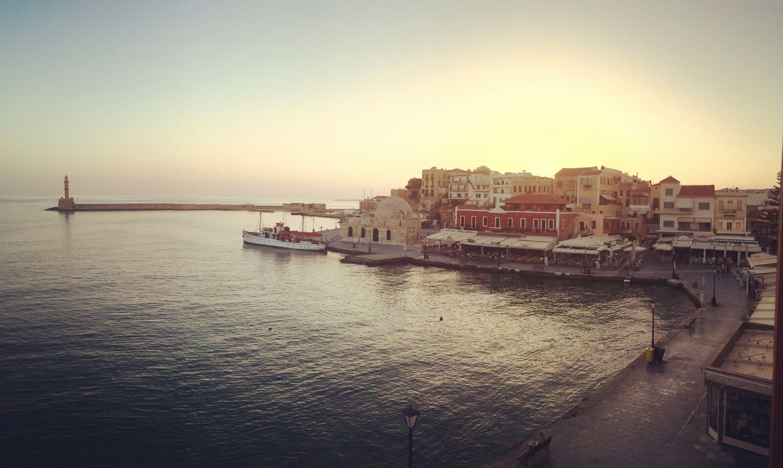 iPhone 6 back camera 4.15mm f/2.2 sample photo. Chania, crete, venetian harbour photography