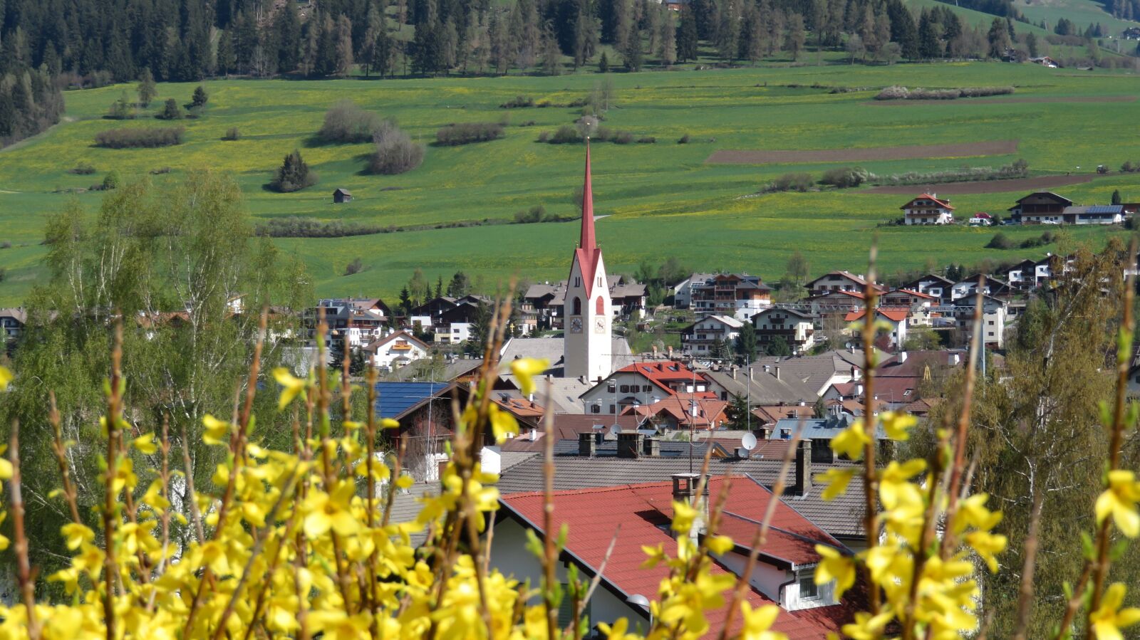 Canon PowerShot SX720 HS sample photo. Monguelfo, welsberg, dolomites photography