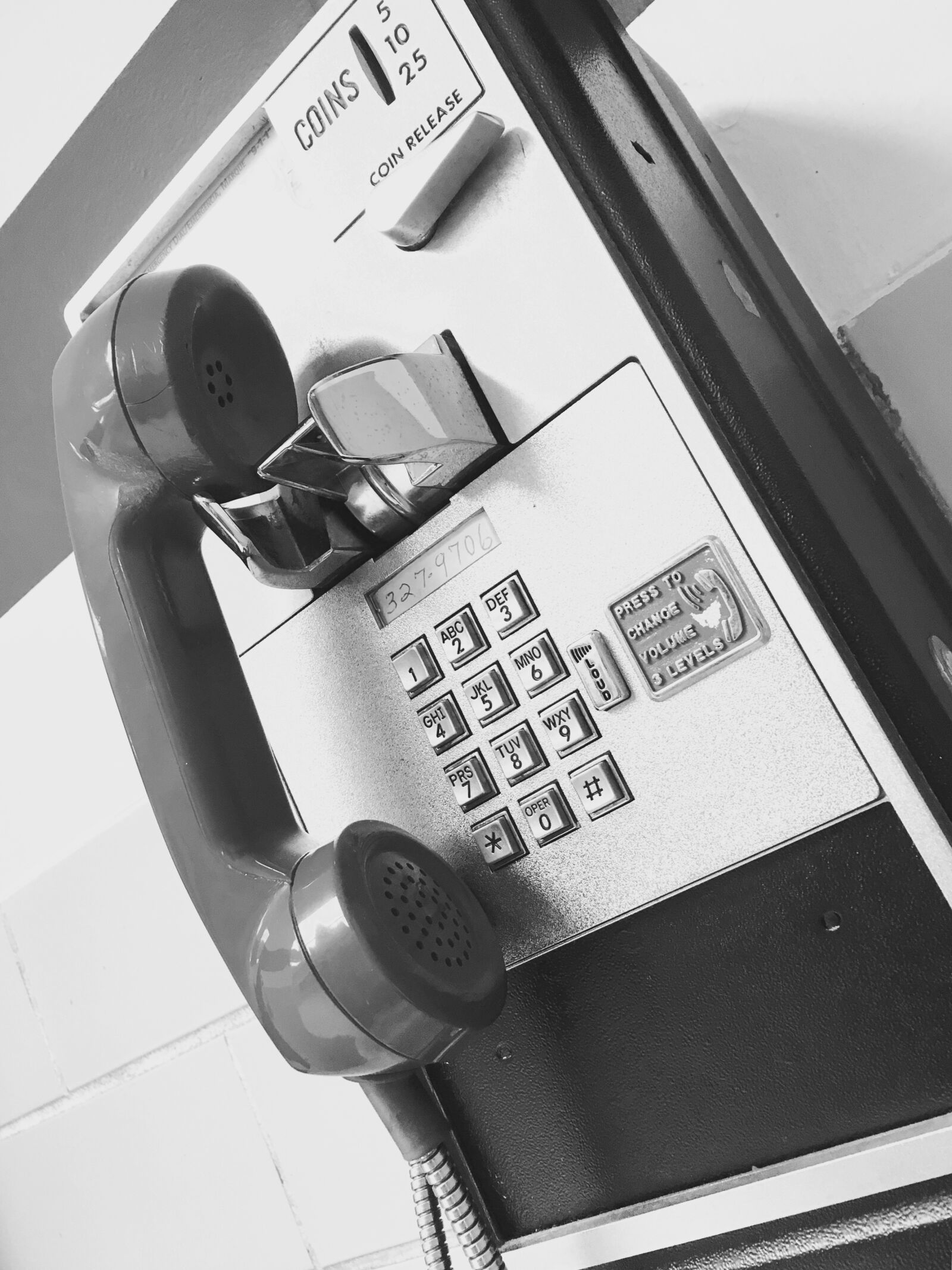 Apple iPhone 6s sample photo. Phone, phone booth, telephone photography