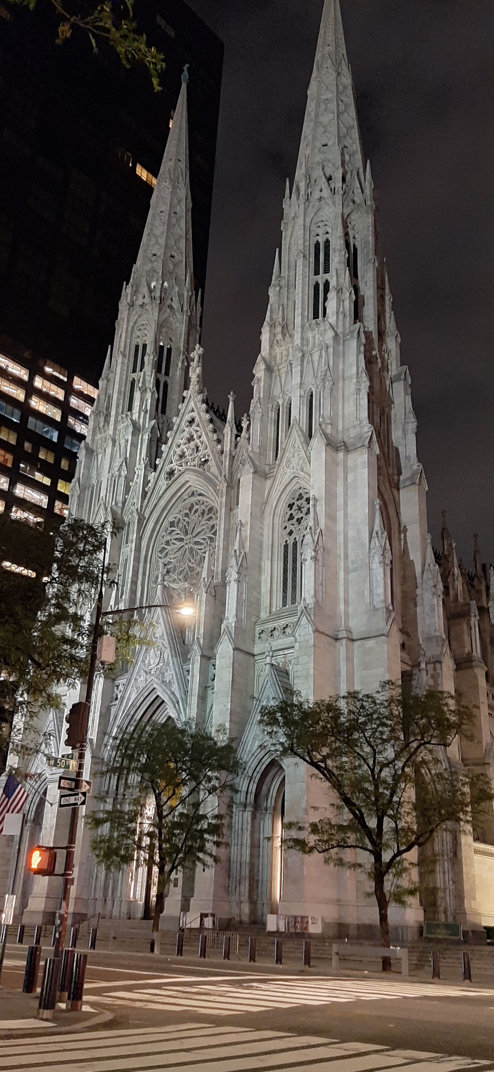 Samsung Galaxy A50 sample photo. Gothic, church, architecture photography