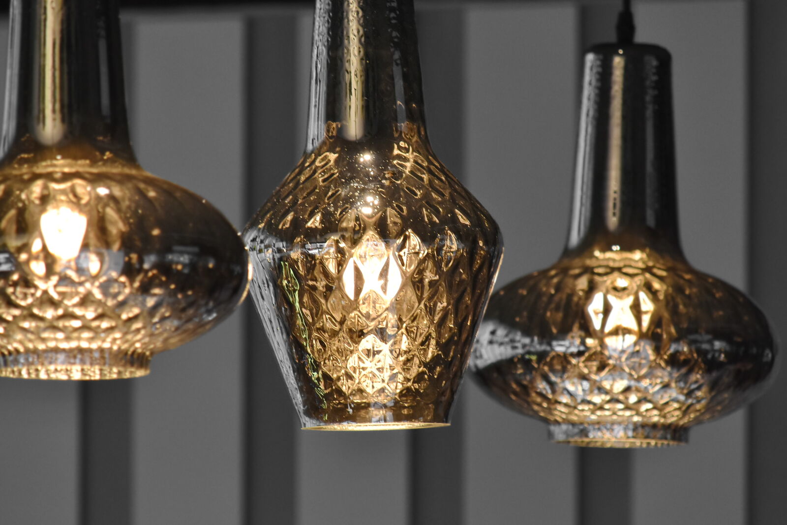 Nikon D5500 sample photo. Chandelier, golden glow, golden photography