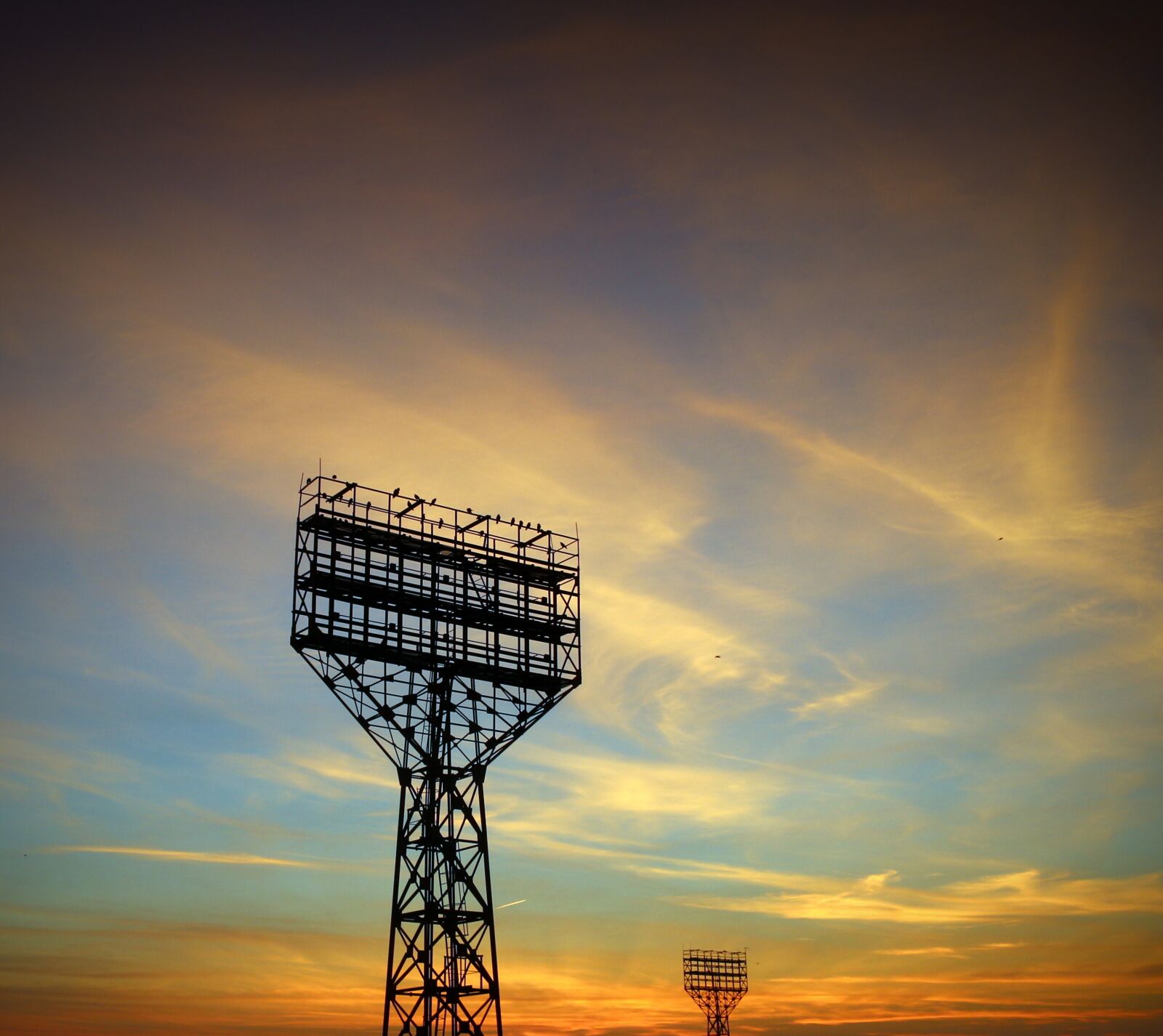 Canon EOS 650D (EOS Rebel T4i / EOS Kiss X6i) sample photo. Russia, saratov, stadium falcon photography