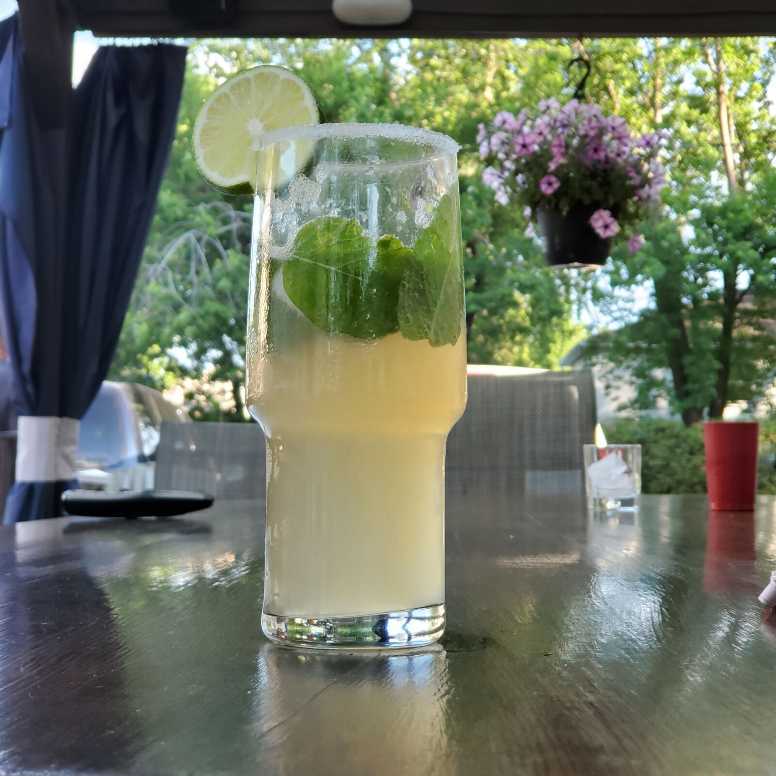 Samsung Galaxy S10 sample photo. Mojito, beverage, lime photography