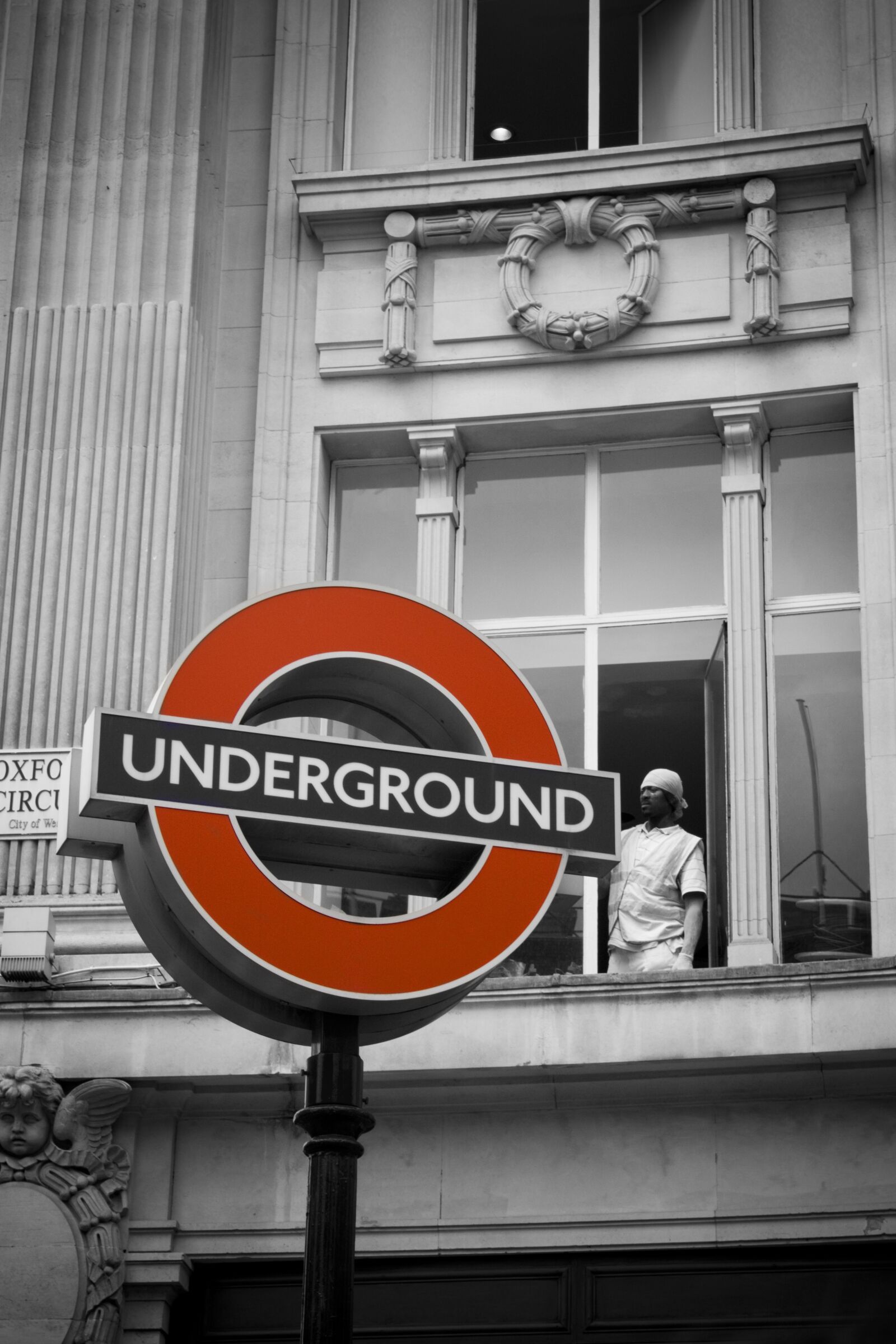 Canon EOS 500D (EOS Rebel T1i / EOS Kiss X3) sample photo. Underground, london photography