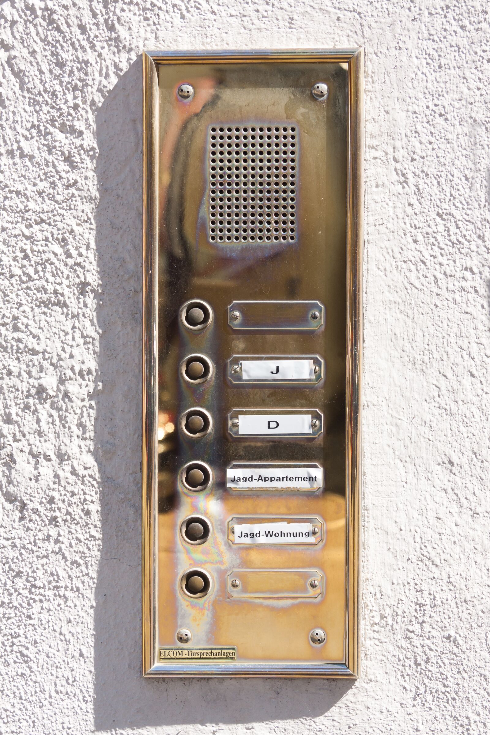 Canon EF-S 17-85mm F4-5.6 IS USM sample photo. Bell, intercom, house entrance photography
