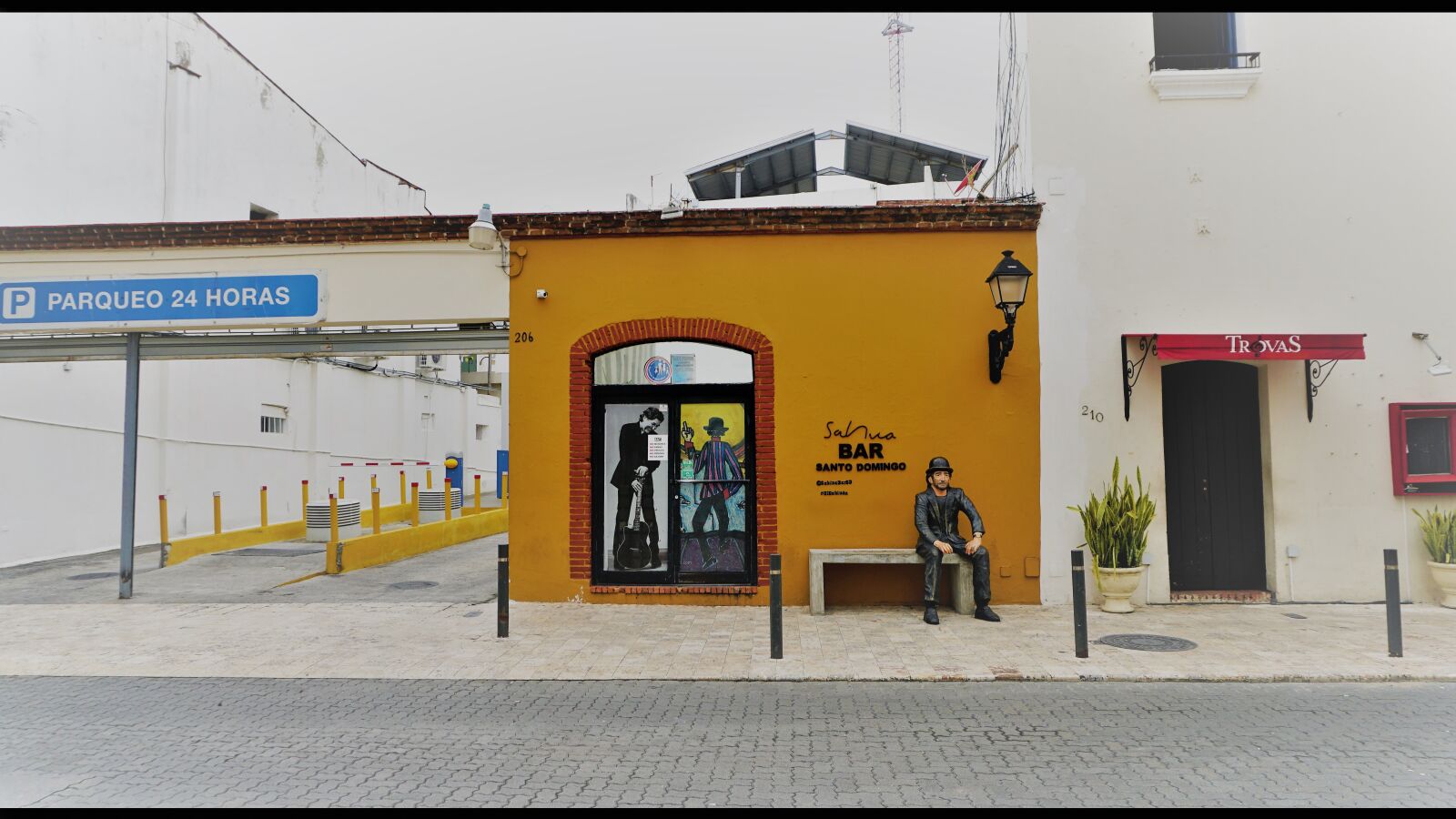 Sony a6300 sample photo. Dominicana, santo domingo, old photography