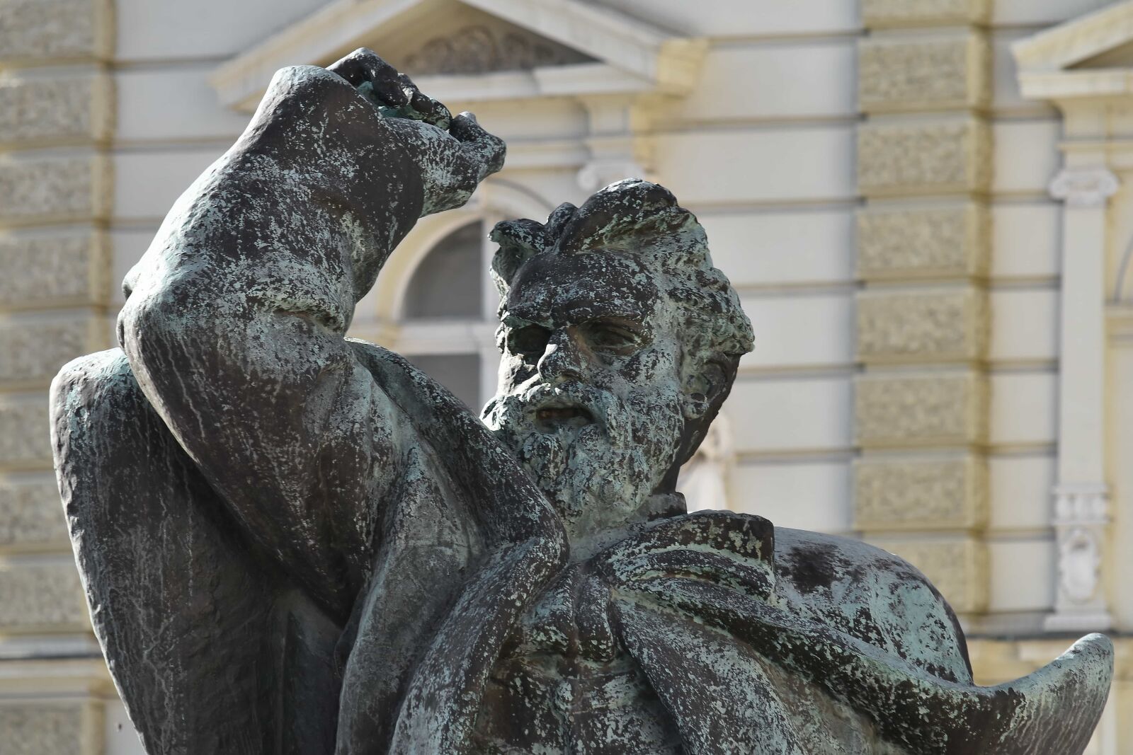 Nikon D5500 sample photo. Brass, bust, famous, landmark photography