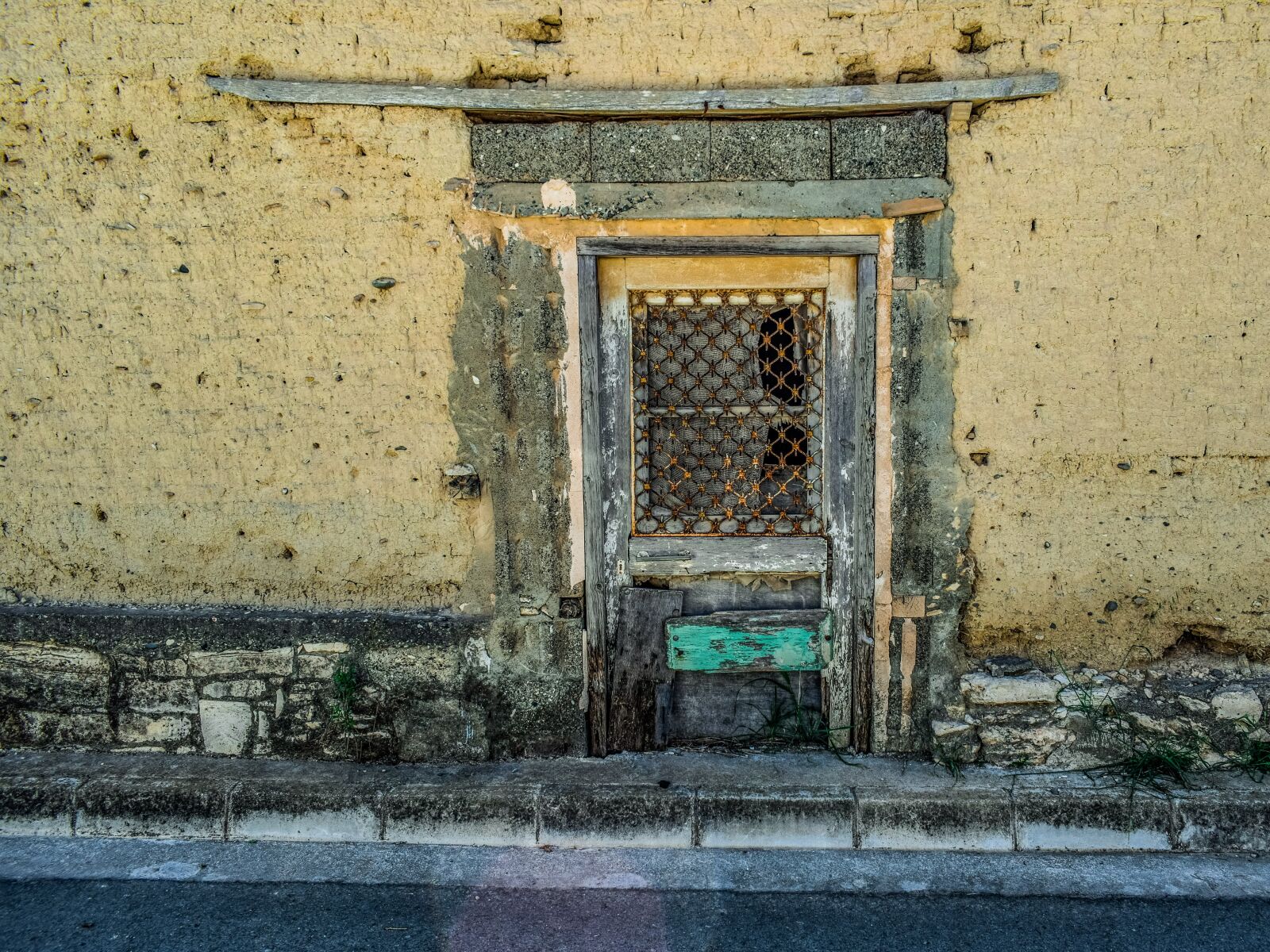 Nikon D3300 sample photo. Door, aged, weathered photography