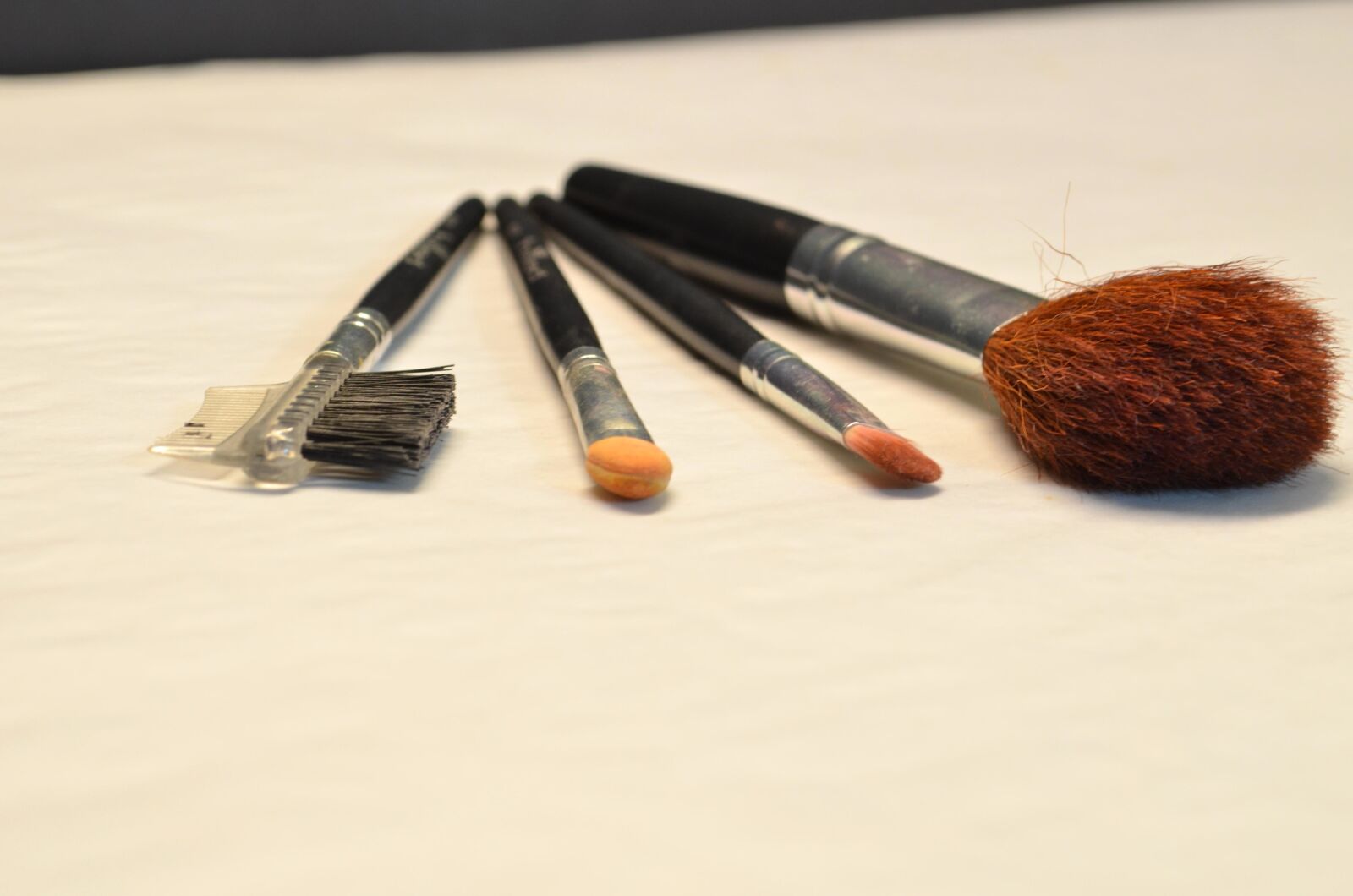 Nikon D5100 sample photo. Makeup, brush, object, tool photography
