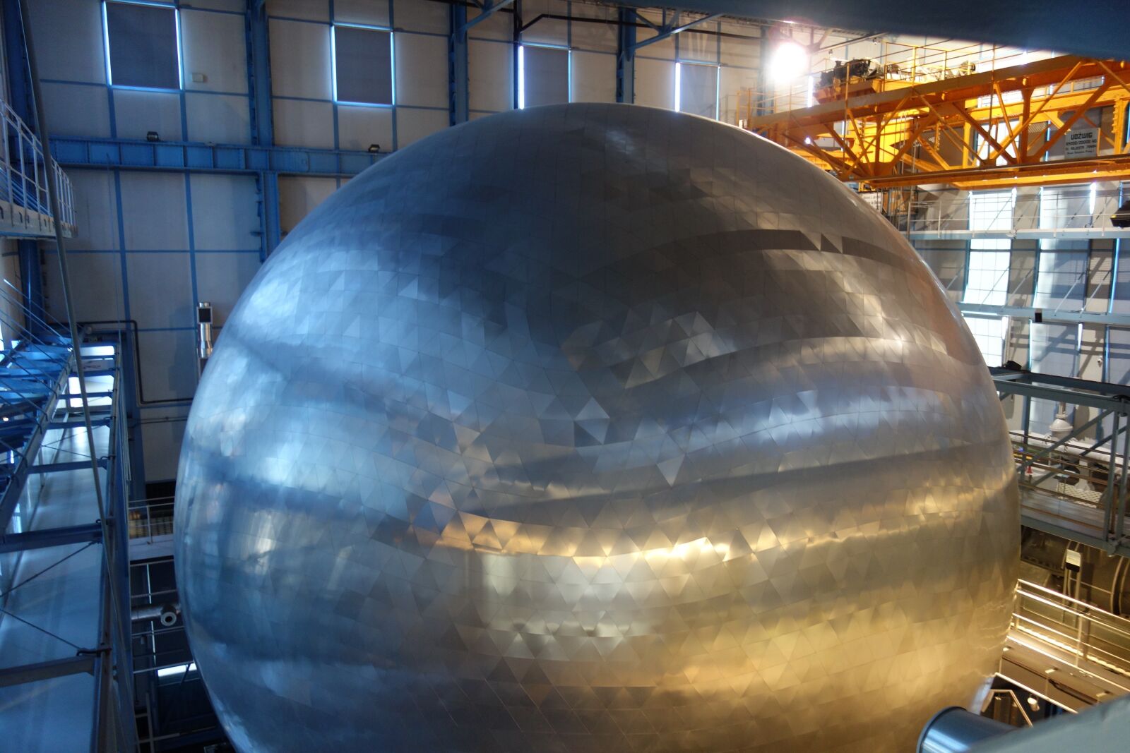 Sony Cyber-shot DSC-RX100 sample photo. Planetarium, sphere, the dome photography