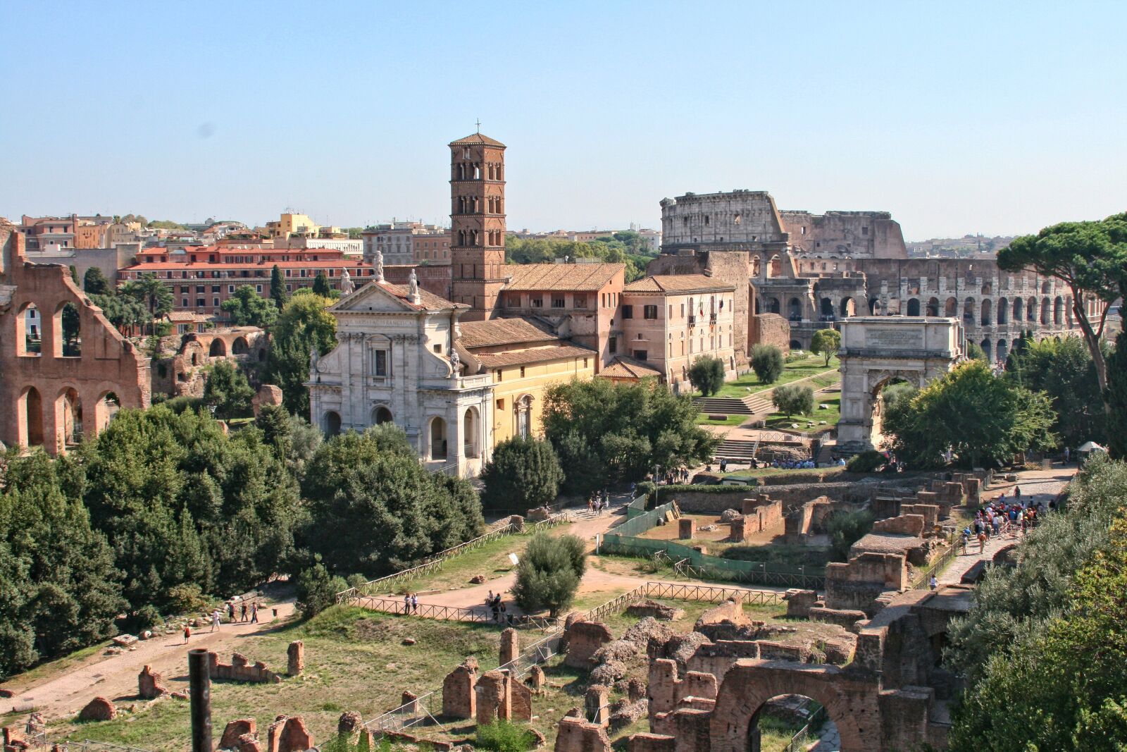 Canon EOS 400D (EOS Digital Rebel XTi / EOS Kiss Digital X) sample photo. Italy, rome, roman forum photography