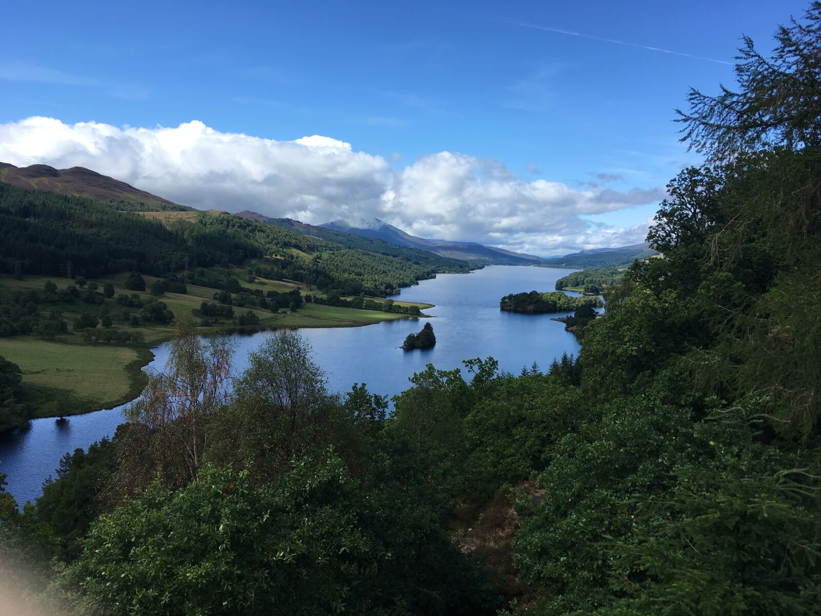 iPhone SE back camera 4.15mm f/2.2 sample photo. Victoria's view, scotland, water photography