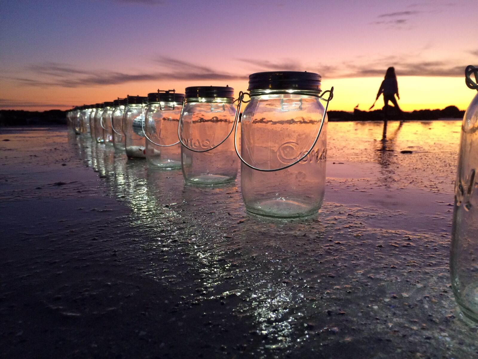 iPhone 5s back camera 4.15mm f/2.2 sample photo. Sunset, lanterns, beach photography
