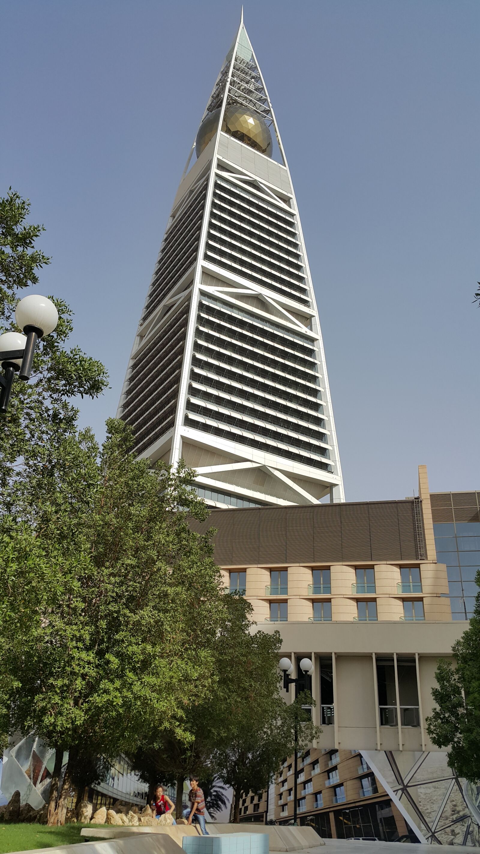 Samsung Galaxy Note4 sample photo. City, building, tower photography