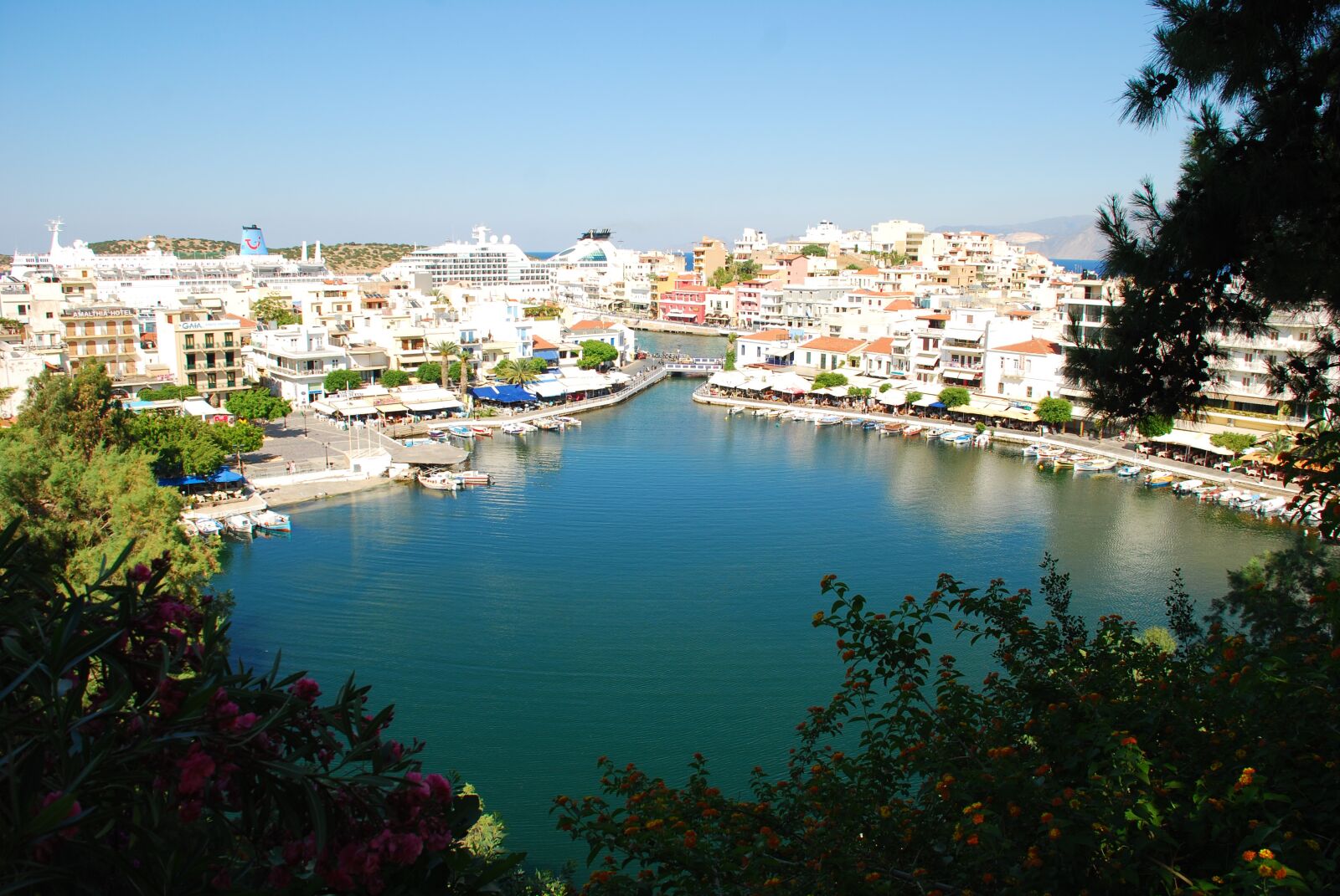 Nikon D80 sample photo. Greece, crete, agios nikolaos photography