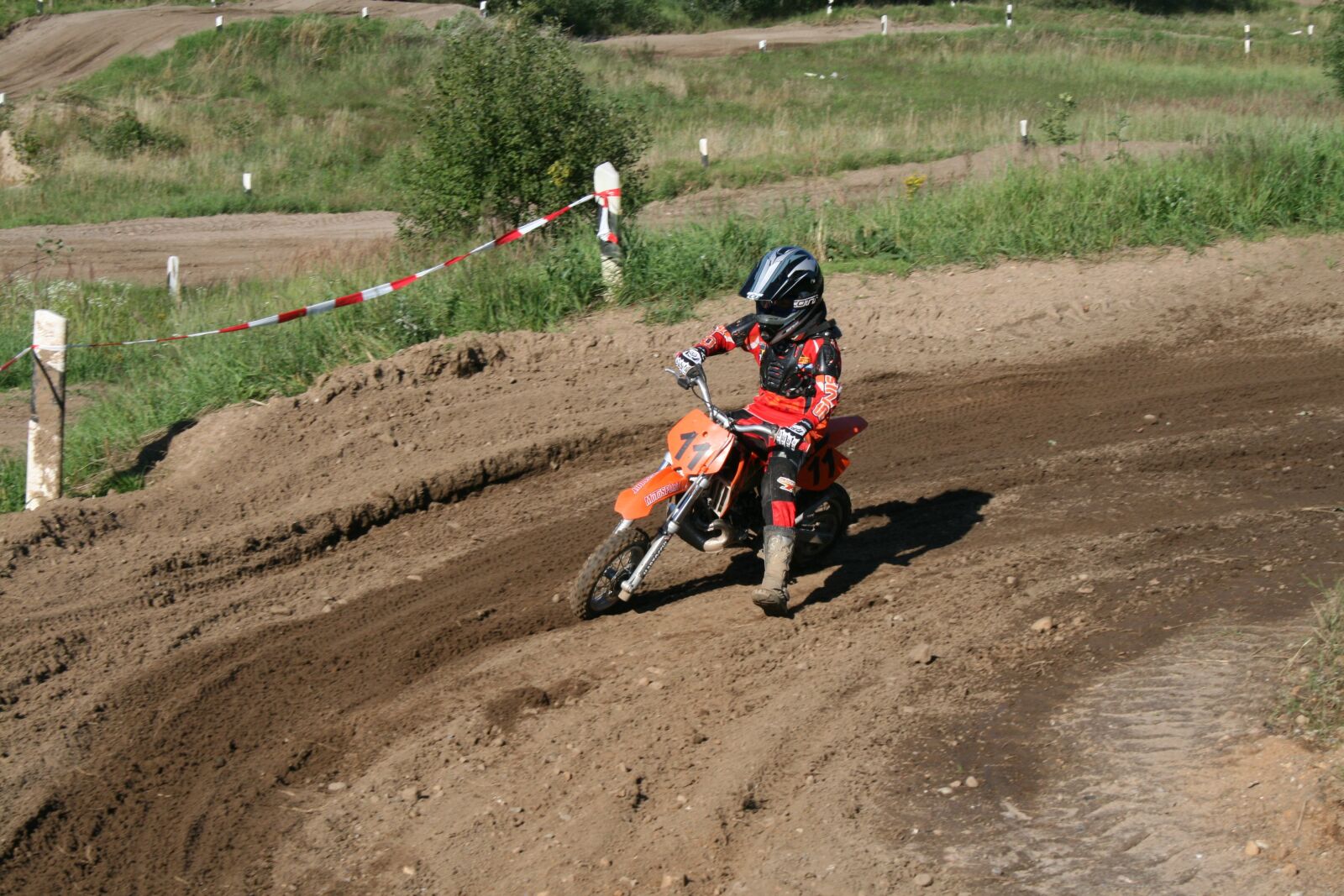 Canon EOS 400D (EOS Digital Rebel XTi / EOS Kiss Digital X) sample photo. Motocross, race, cross photography