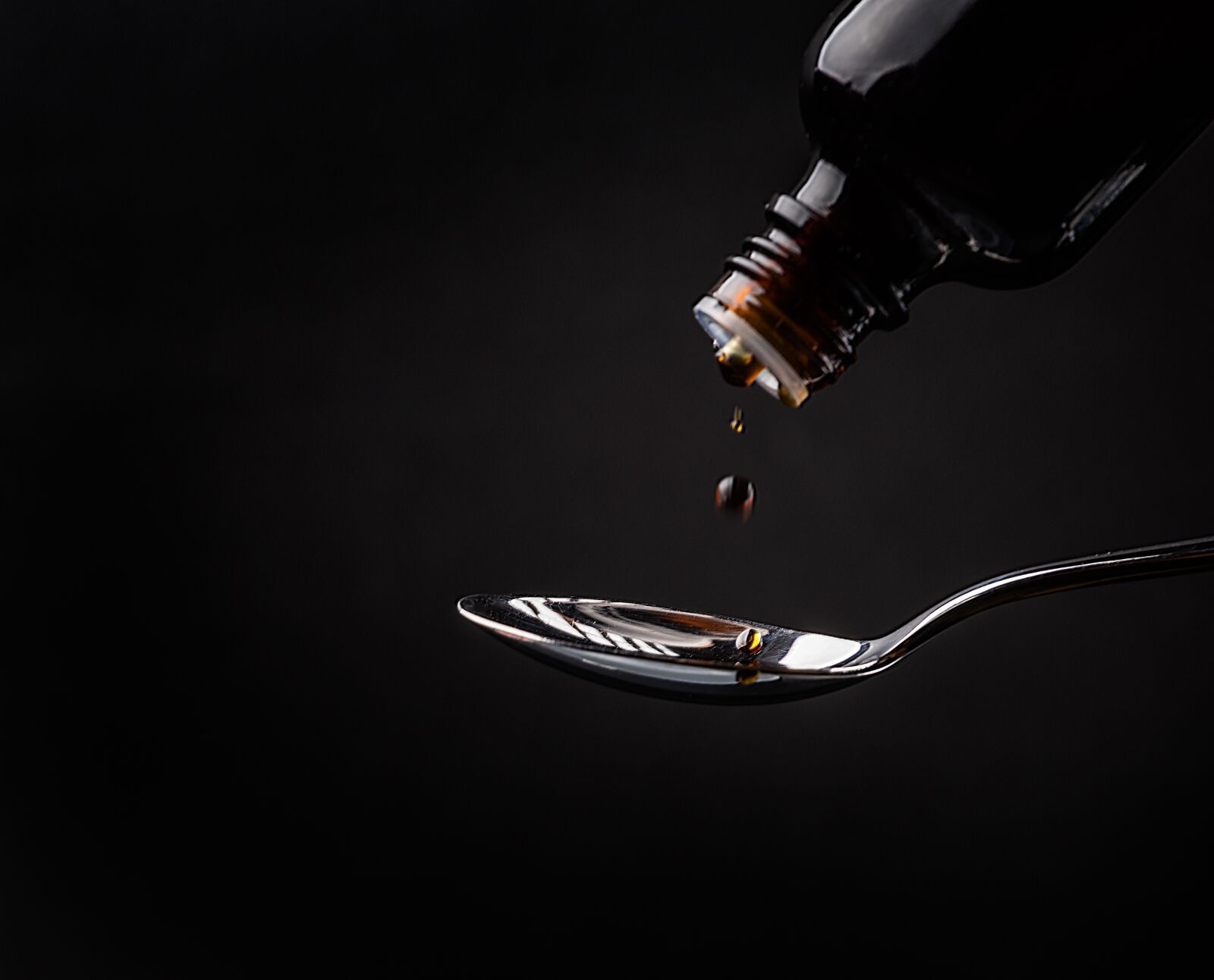 Sony a7 sample photo. Cough syrup, medicine, spoon photography