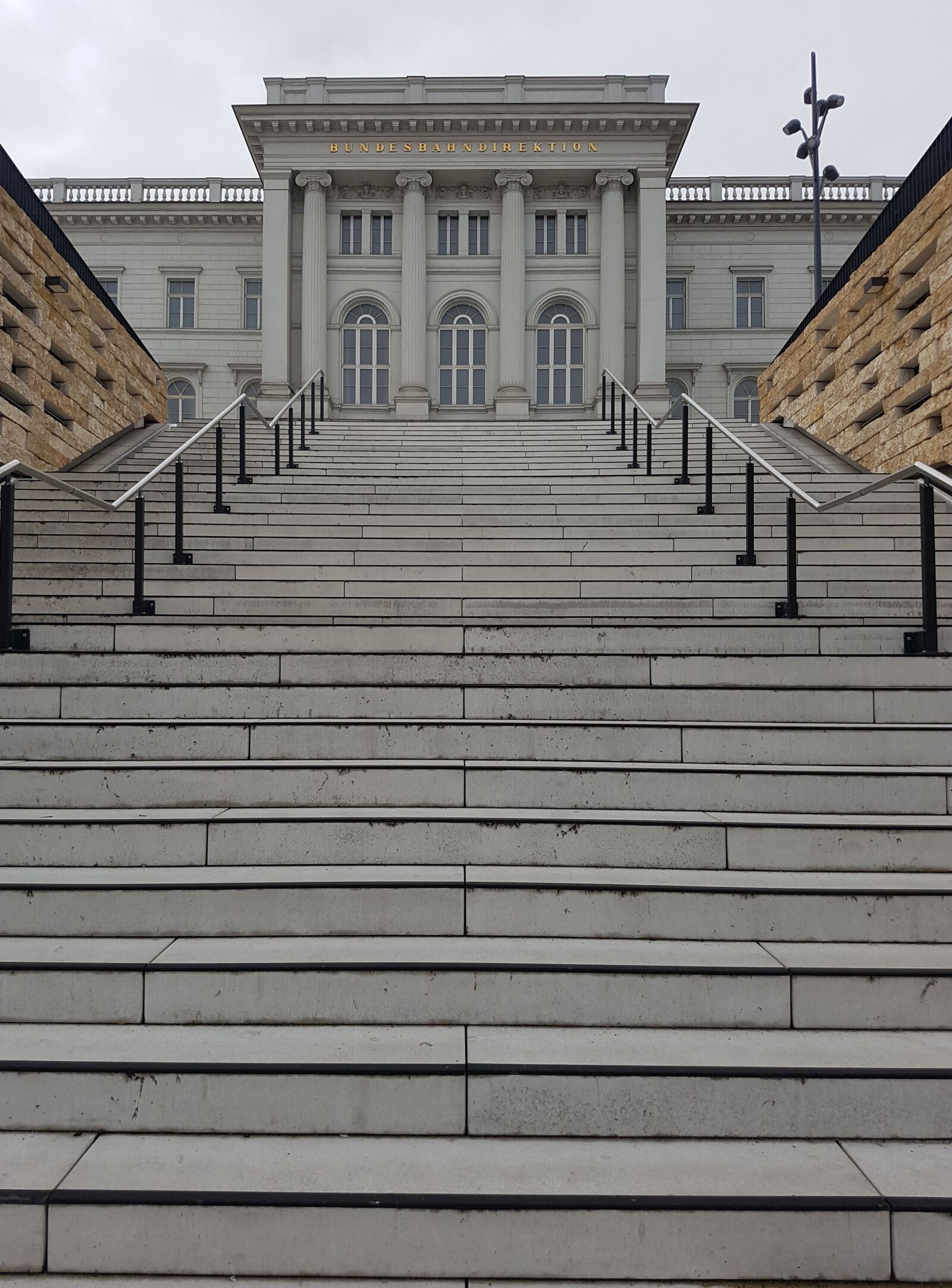 Samsung Galaxy S7 Edge sample photo. Stairs, emergence, bundesbahn directorate photography