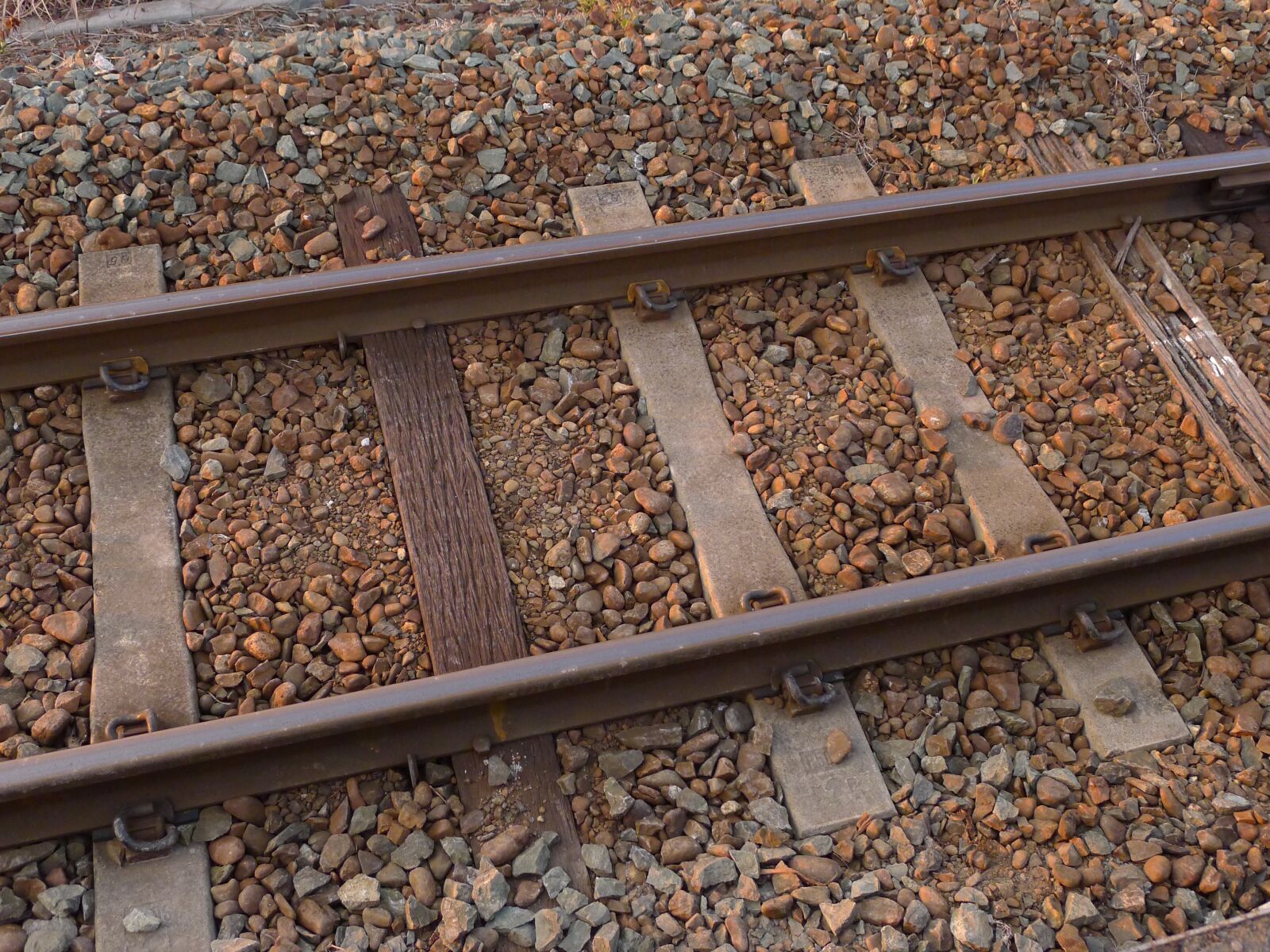 Panasonic Lumix DMC-LX5 sample photo. Track, train, rail photography