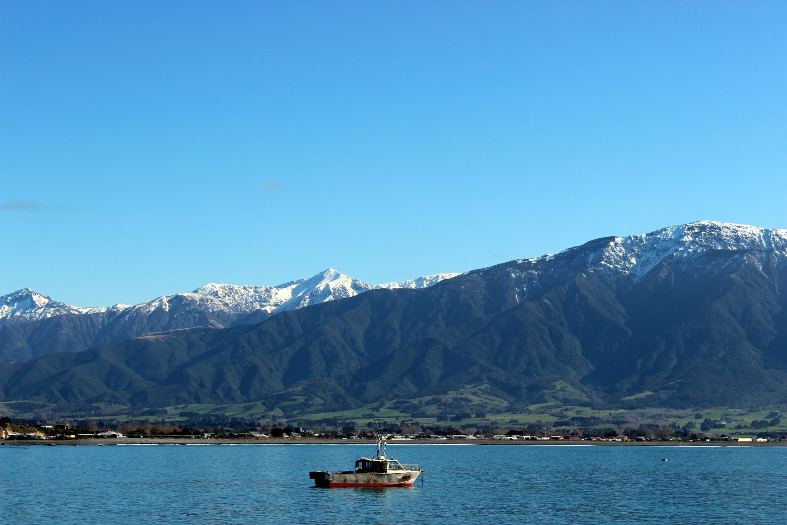 Canon EOS 600D (Rebel EOS T3i / EOS Kiss X5) sample photo. Sea, mountains, new zealand photography