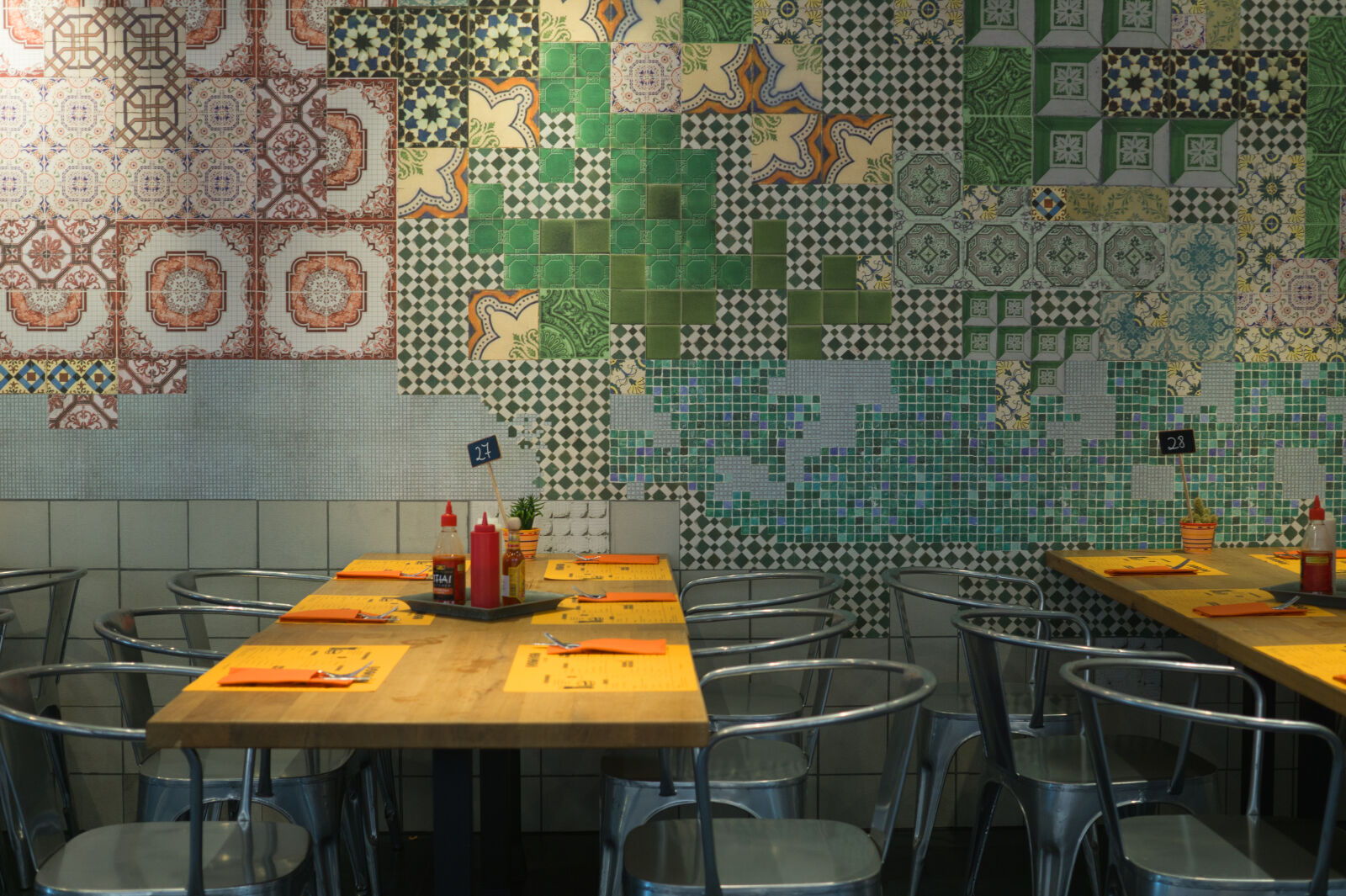Sigma 30mm F2.8 EX DN sample photo. Restaurant, cafe, tiles, tables photography