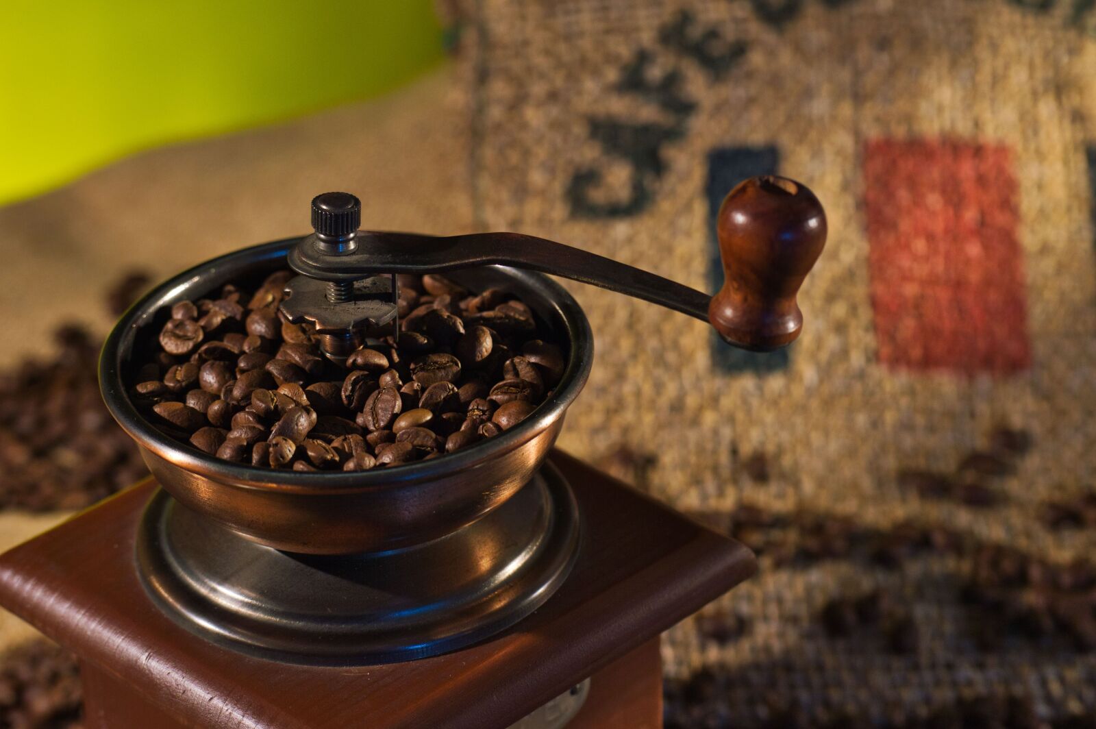 Nikon D3200 sample photo. Coffee grinder, coffee, coffee photography