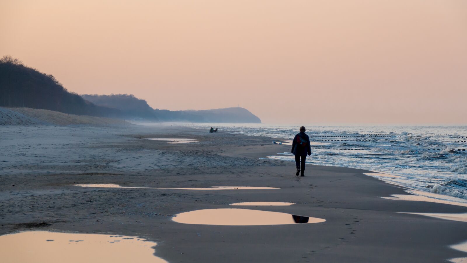 Sony Cyber-shot DSC-RX10 IV sample photo. Sunset, baltic sea, light photography