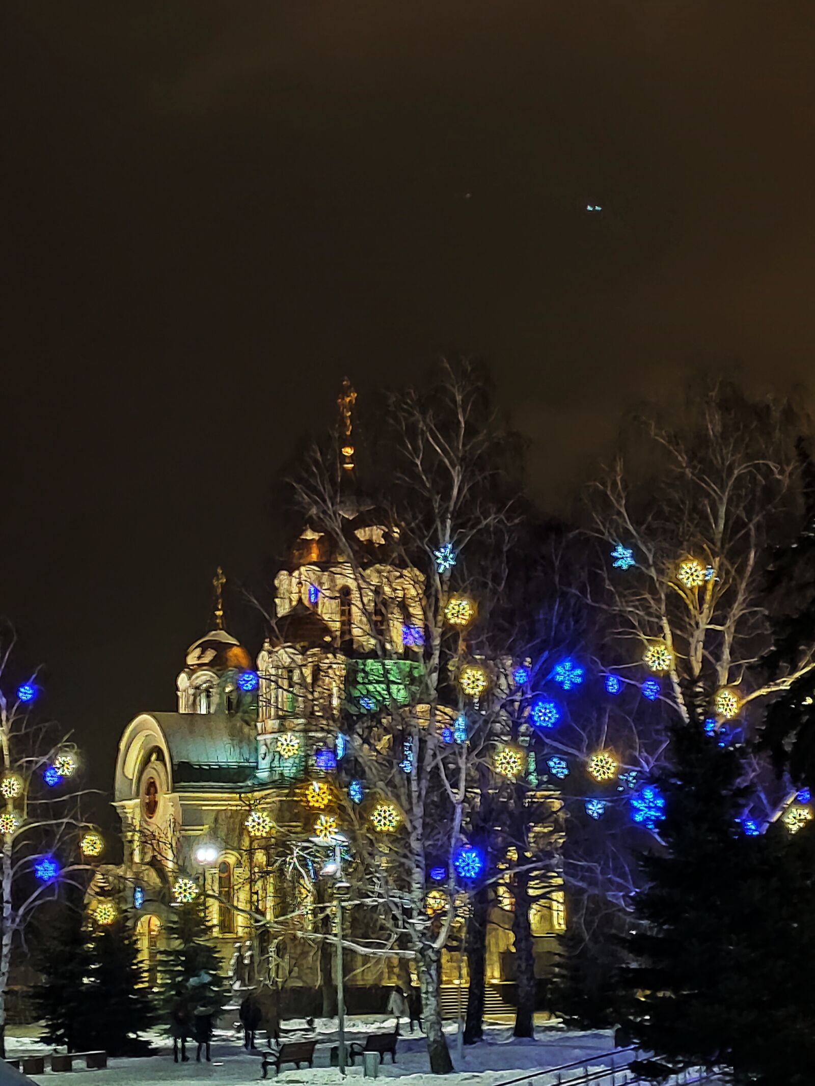 Xiaomi Mi 9T sample photo. Russian christmas, russian church photography