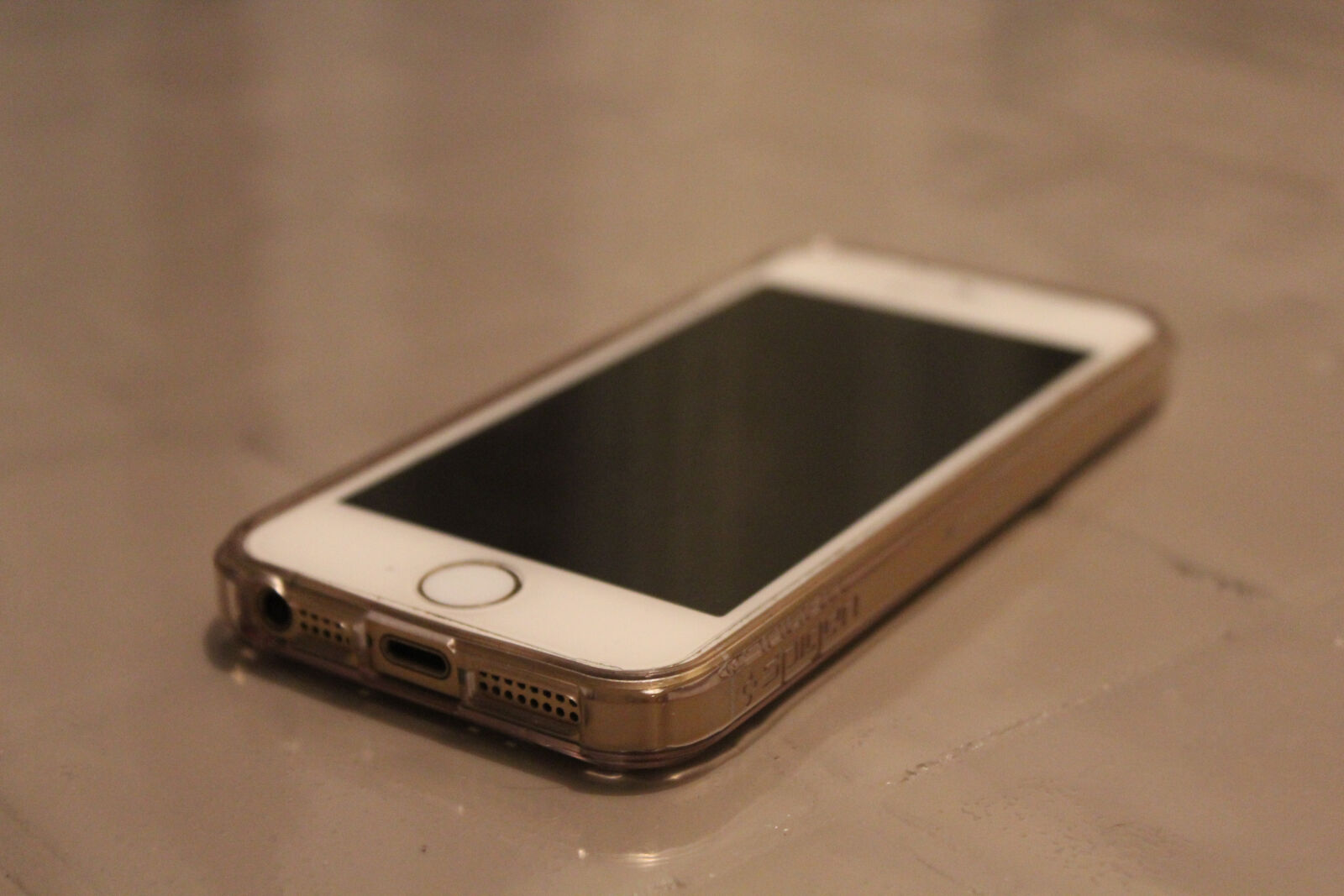 Canon EOS 1200D (EOS Rebel T5 / EOS Kiss X70 / EOS Hi) sample photo. Apple, iphone, iphone5s, iphones photography