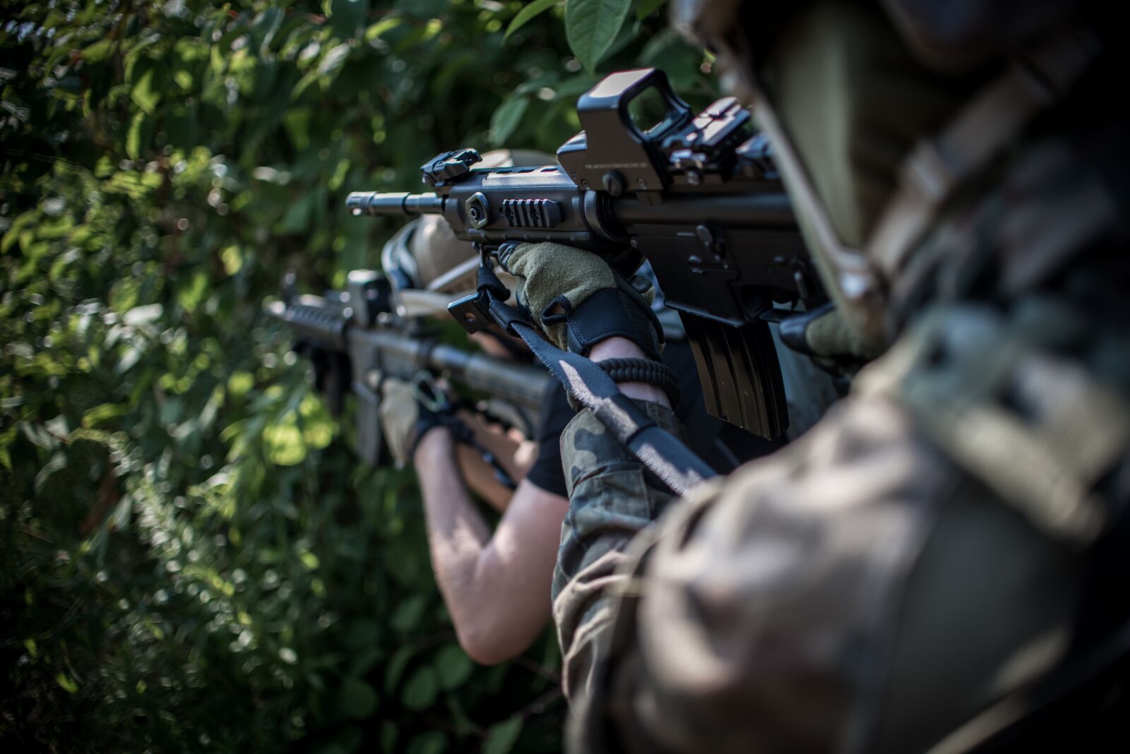 Nikon D800 sample photo. Soldier, the war, the photography