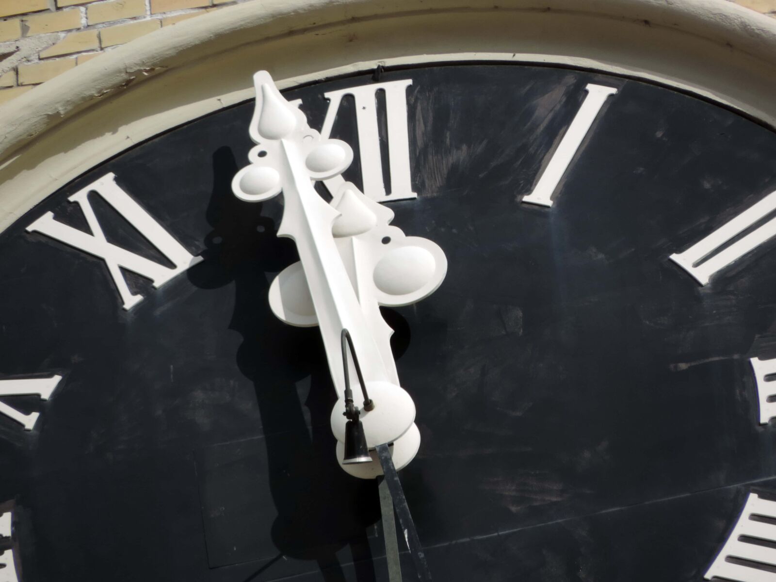 Nikon Coolpix P520 sample photo. Cast iron, clock, detail photography