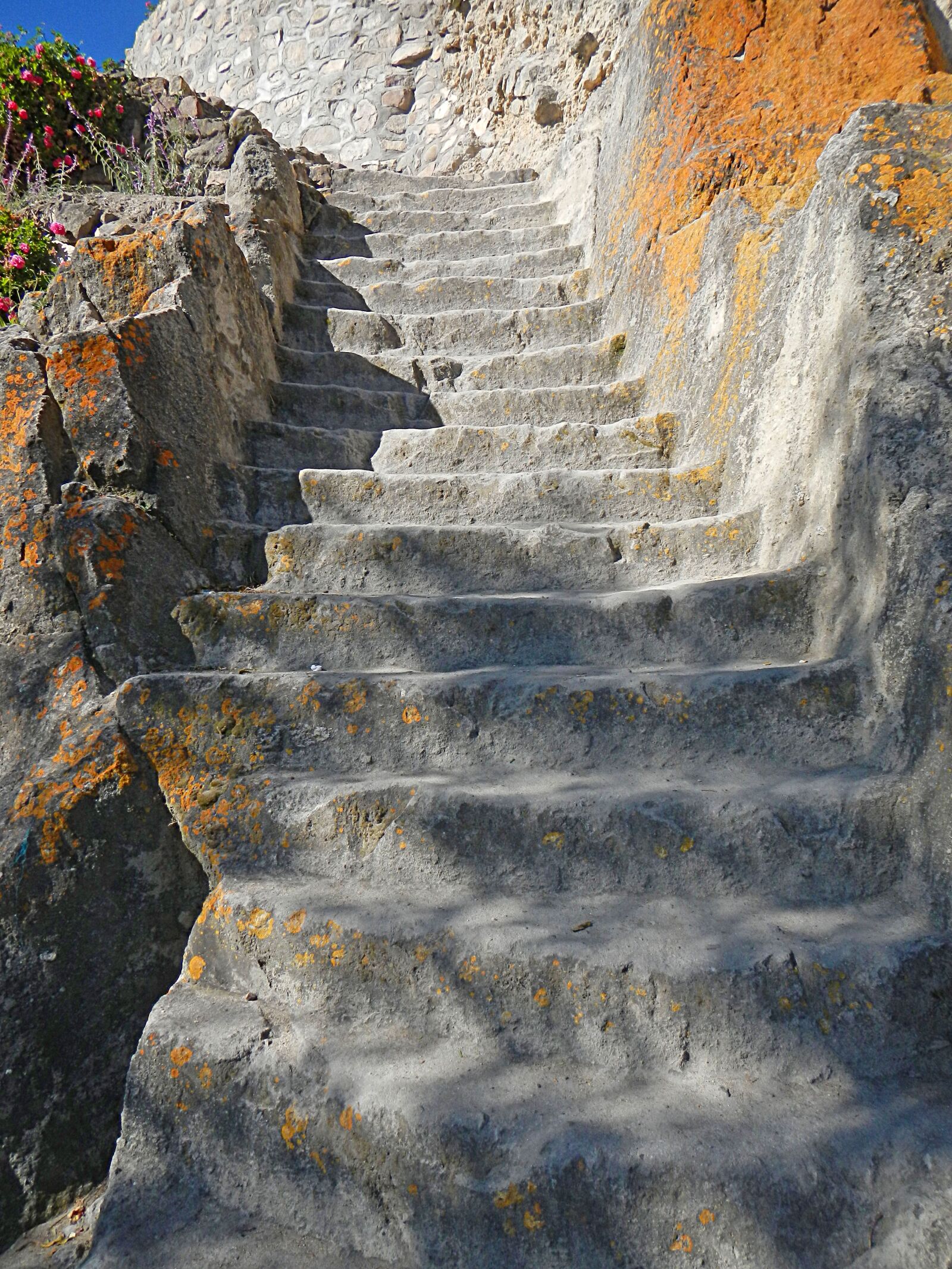 Nikon Coolpix AW100 sample photo. Stone steps, staircase, andes photography