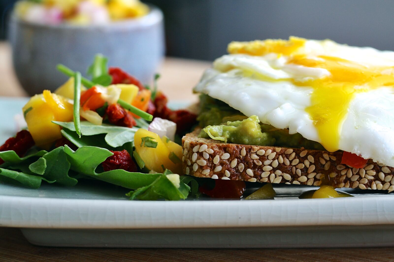 Canon EOS 1000D (EOS Digital Rebel XS / EOS Kiss F) sample photo. Eggs, fried, sunny side photography