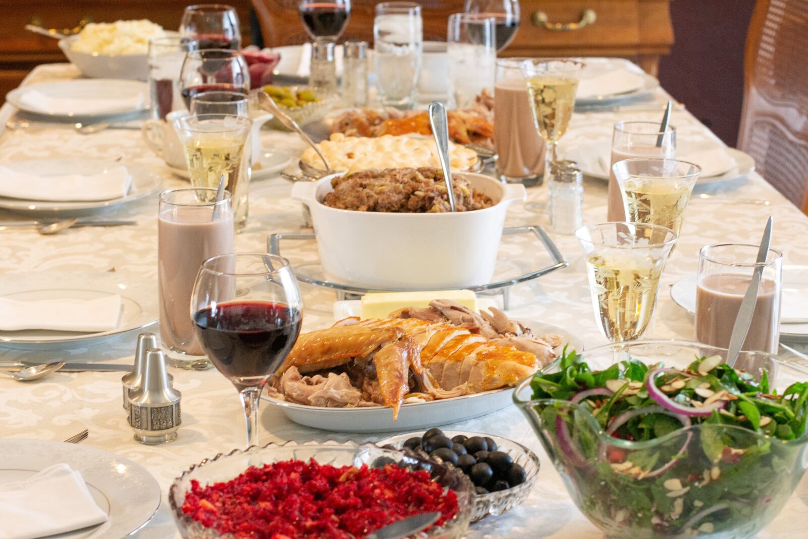 Canon EOS 1100D (EOS Rebel T3 / EOS Kiss X50) sample photo. Cranberries, thanksgiving, wine photography