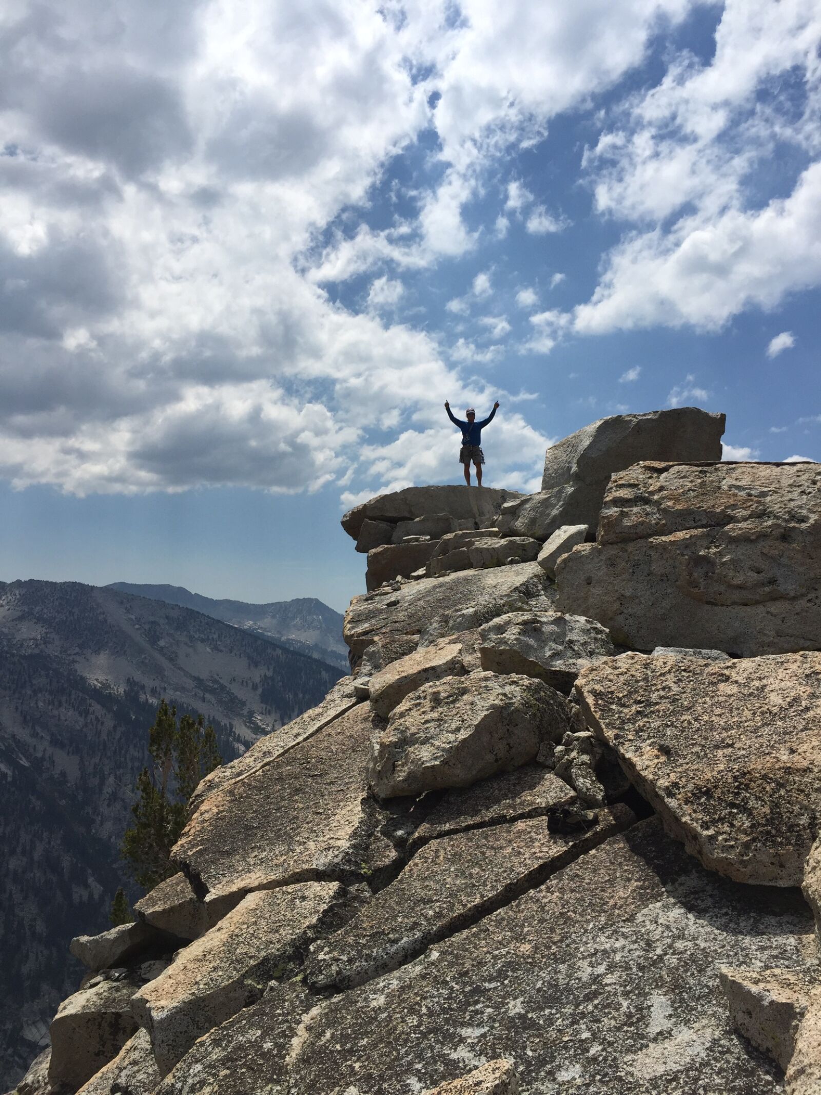iPhone 6 back camera 4.15mm f/2.2 sample photo. Mountain photography