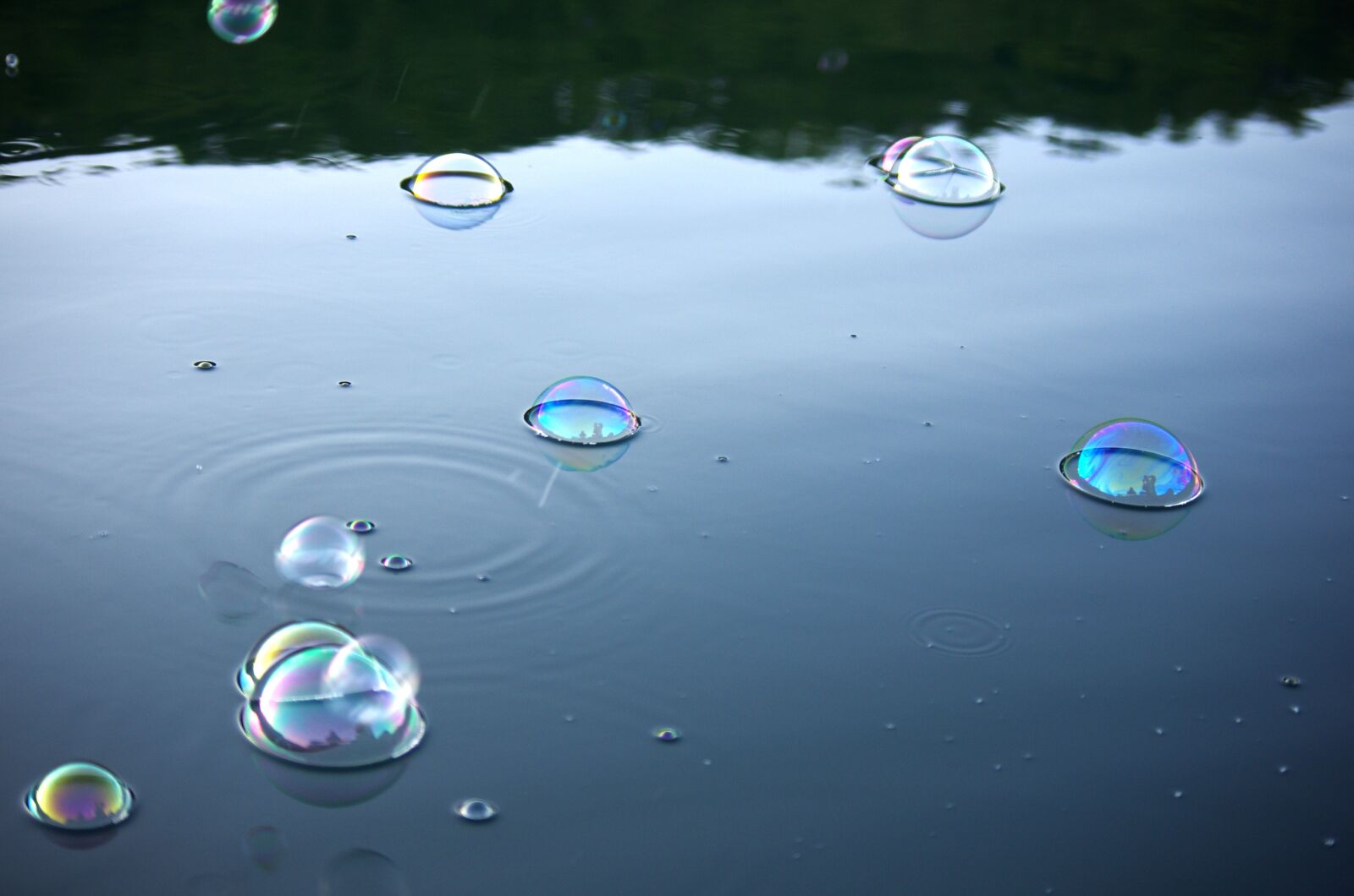 Pentax K-5 sample photo. Bubble, water, wave photography