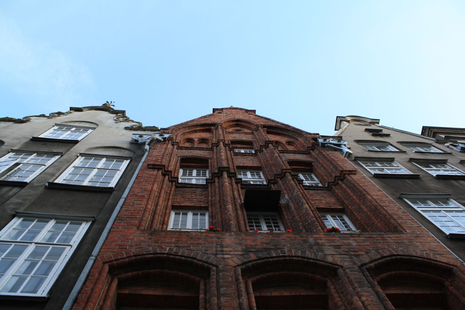 Canon EOS 1000D (EOS Digital Rebel XS / EOS Kiss F) sample photo. Gda sk, architecture, old photography