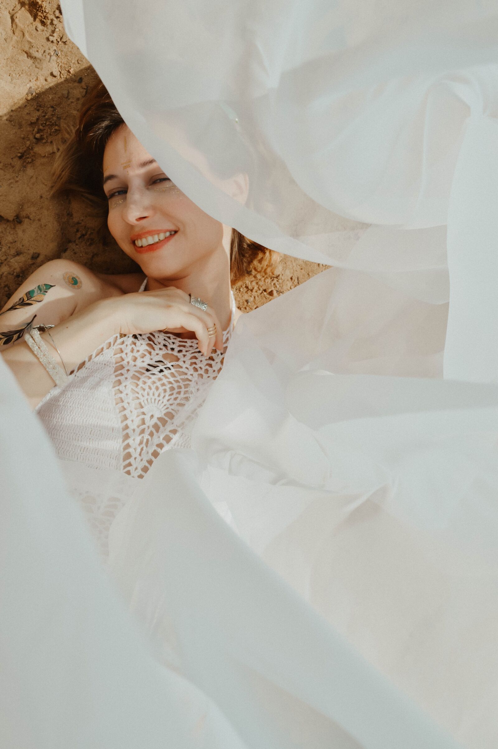 Nikon D3200 sample photo. Flying fabric, blanket, beach photography