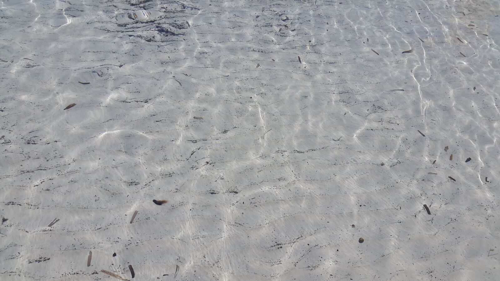 Samsung Galaxy Alpha sample photo. Water, beach, mediterranean photography