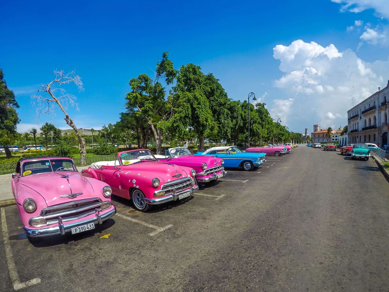 GoPro Hero5 Black sample photo. Havana, city, car photography