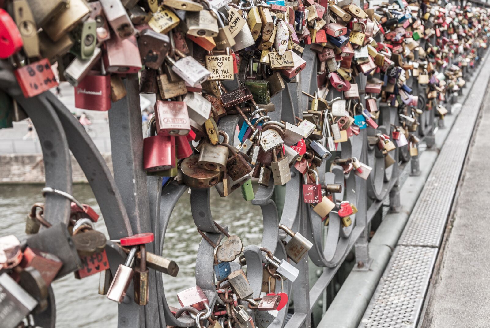 Nikon D7200 sample photo. Padlock, loyalty, love locks photography