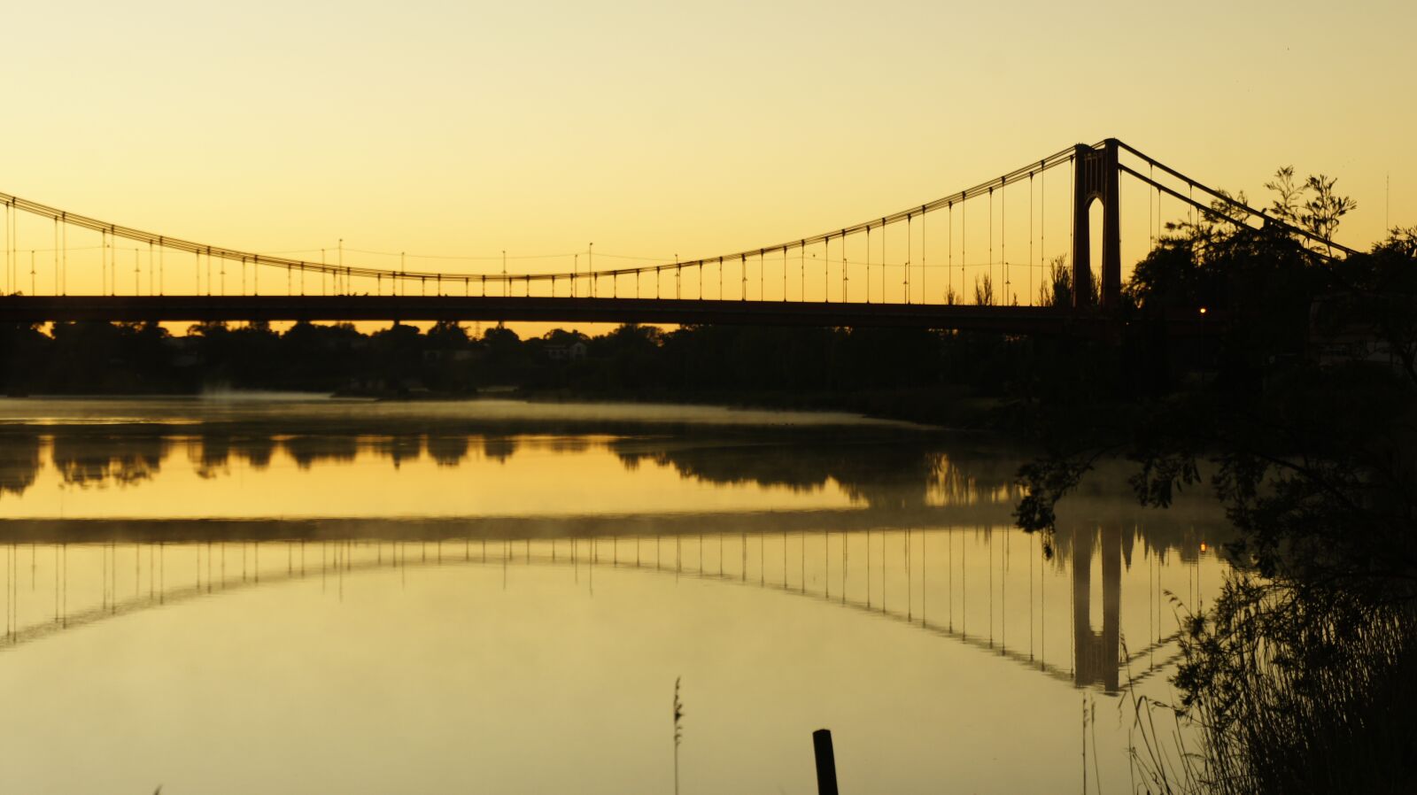 Sony Alpha NEX-5 sample photo. River, dawn, bridge photography