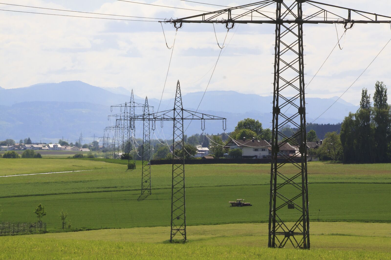 Canon EOS 50D sample photo. Electricity, voltage, performance photography