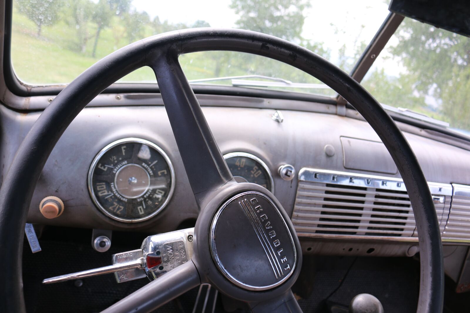 Canon EOS 70D sample photo. Steering wheel, truck, vehicle photography