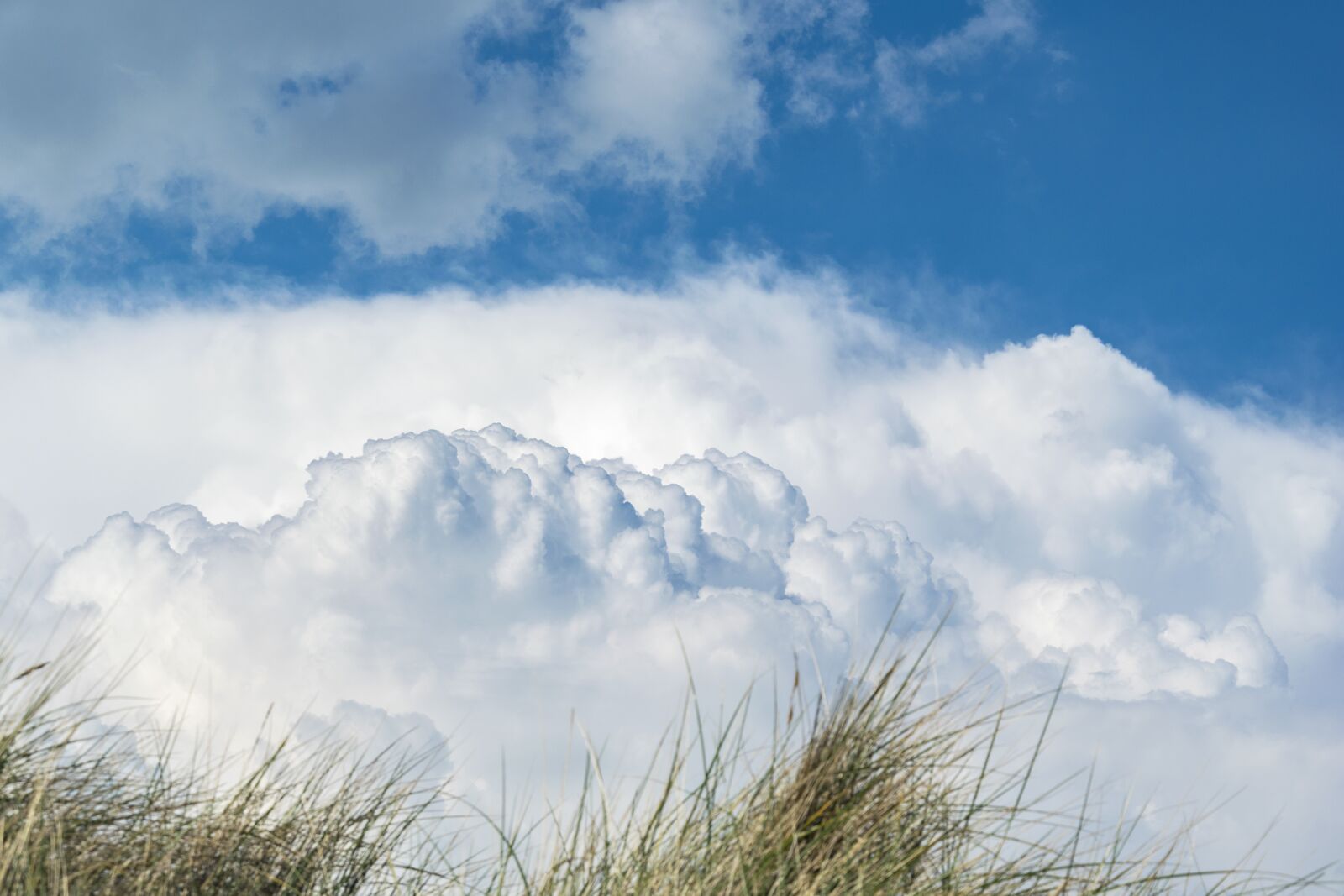 Nikon D5300 sample photo. Clouds, lake, nature photography