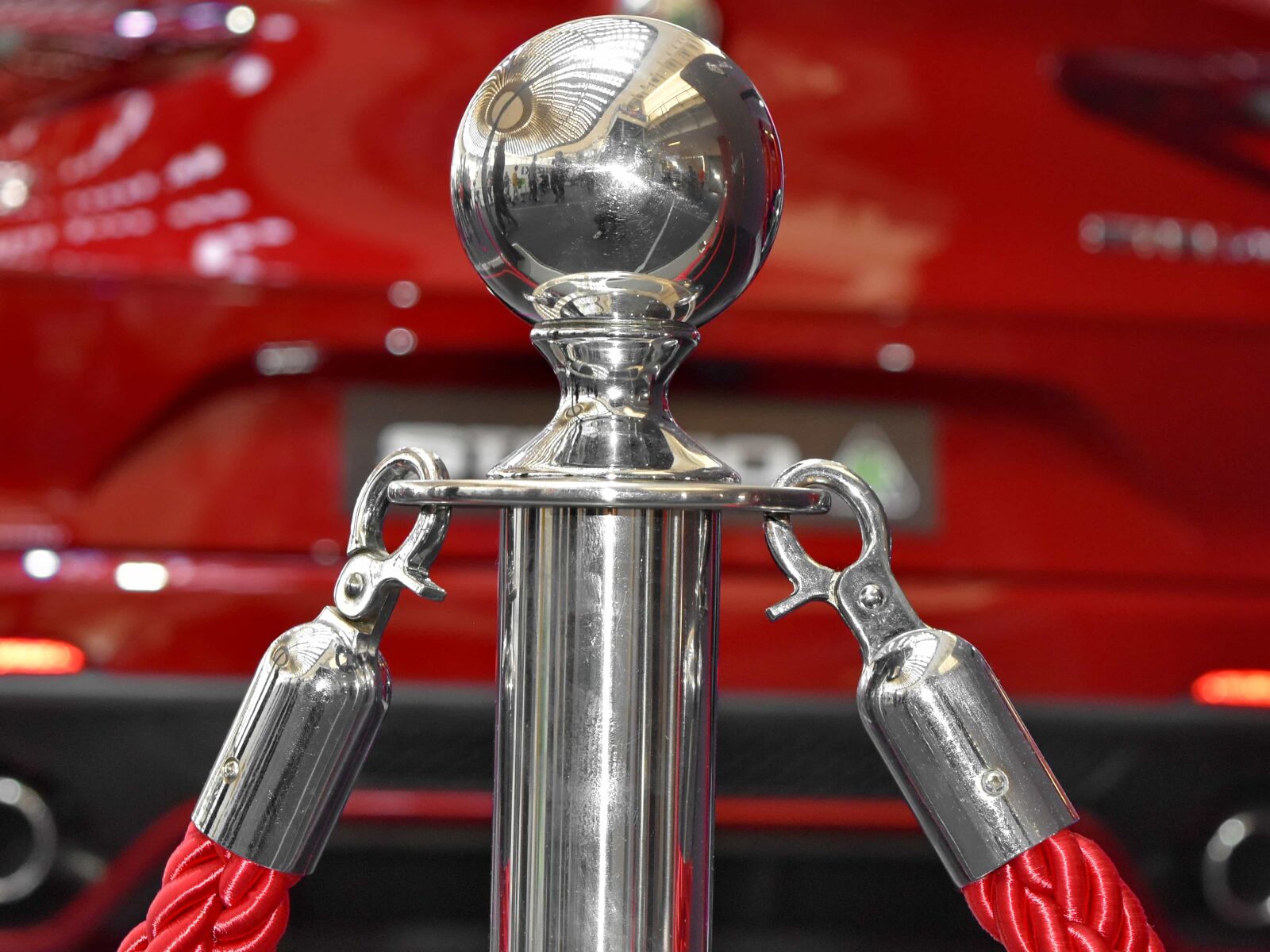 Nikon D5500 sample photo. Metallic, reflection, steel, chrome photography