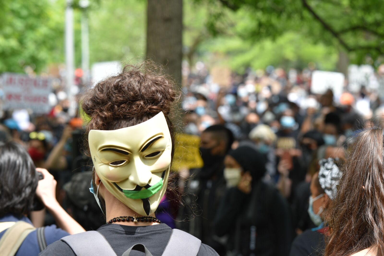 Nikon D5600 sample photo. Guy fawkes, blm, protest photography