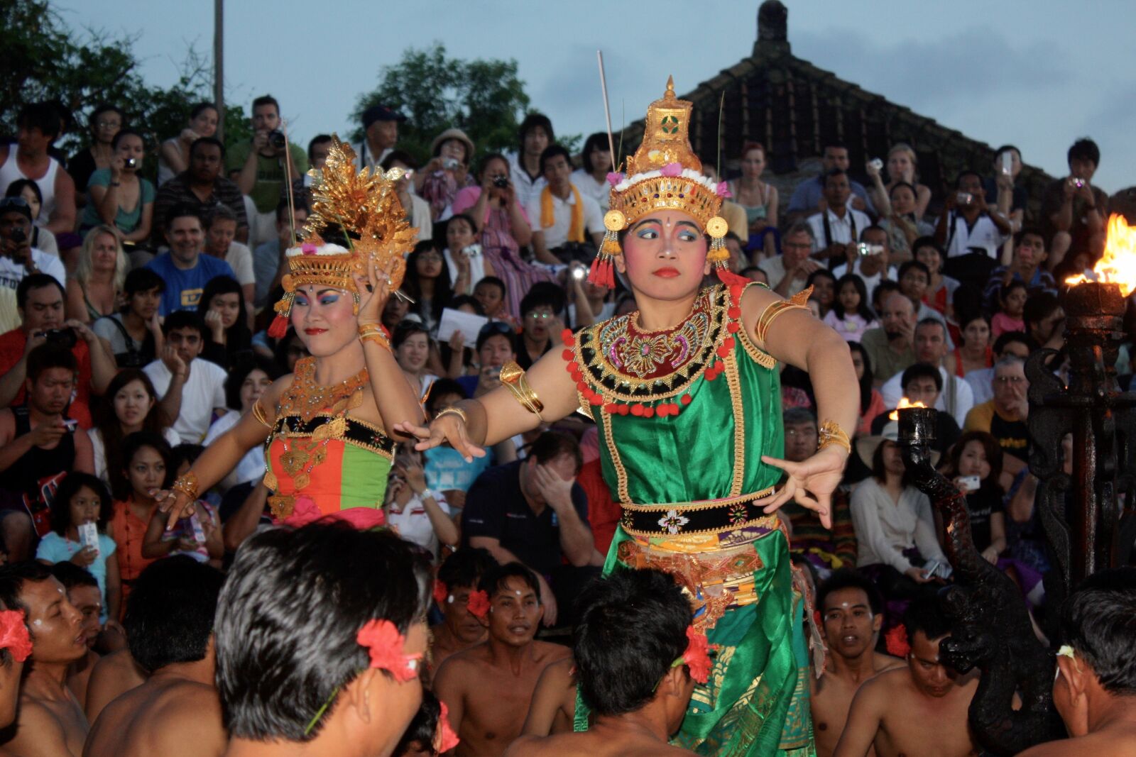 Canon EOS 450D (EOS Rebel XSi / EOS Kiss X2) sample photo. Ketchak dance, bali, dance photography